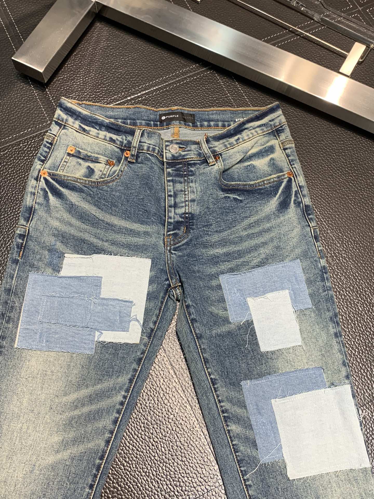  。PURPLE-BRAND 独家专供新款 休闲牛仔裤，高端版本！专柜 面料 透气舒适度高，细节无可挑剔