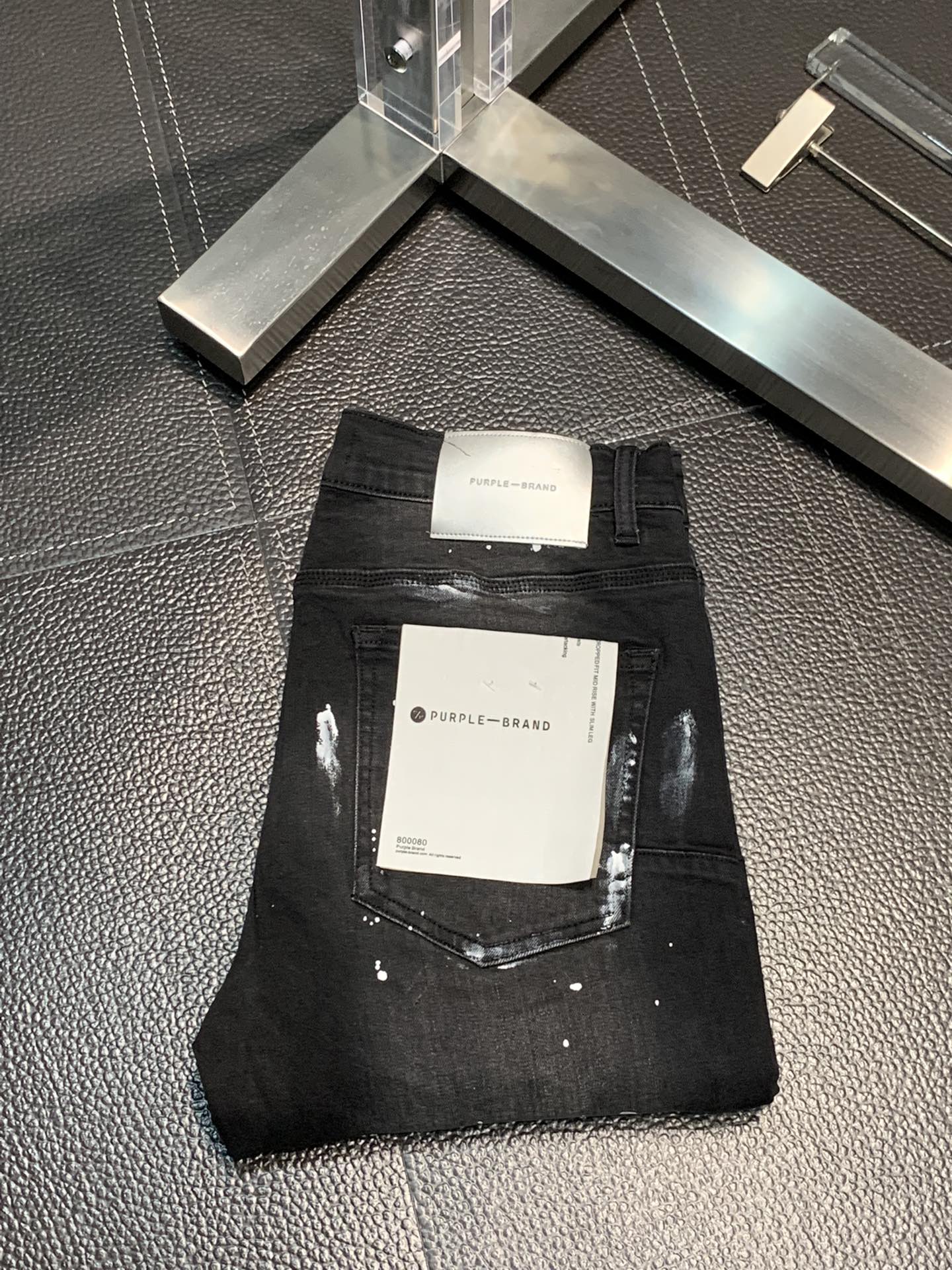  。PURPLE-BRAND 独家专供新款 休闲牛仔裤，高端版本！专柜 面料 透气舒适度高，细节无可挑剔