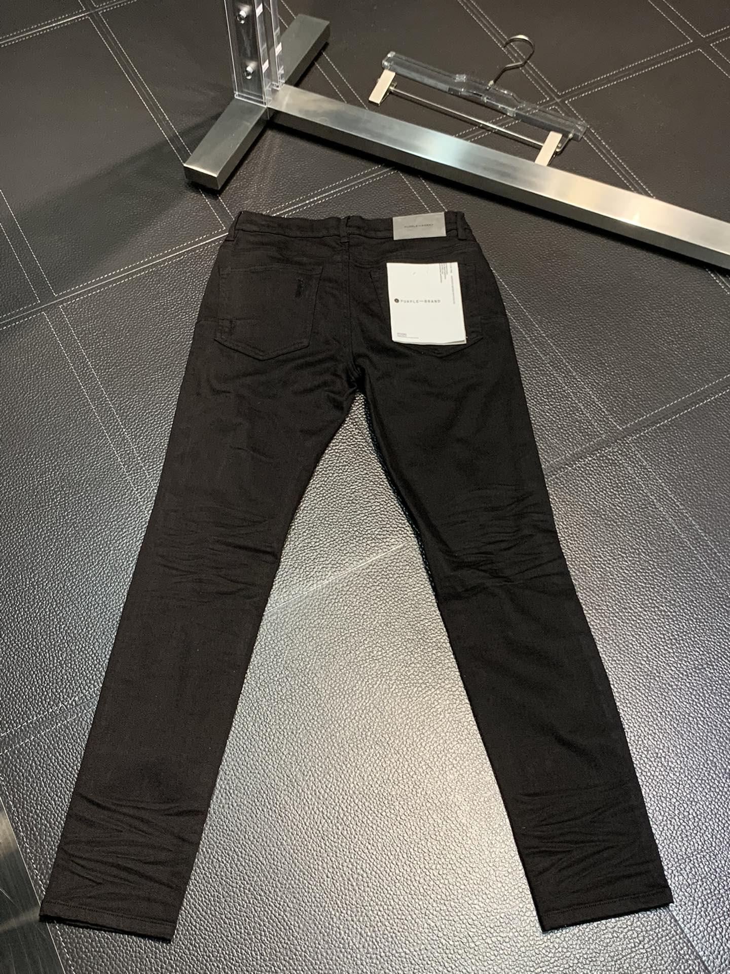  。PURPLE-BRAND 独家专供新款 休闲牛仔裤，高端版本！专柜 面料 透气舒适度高，细节无可挑剔