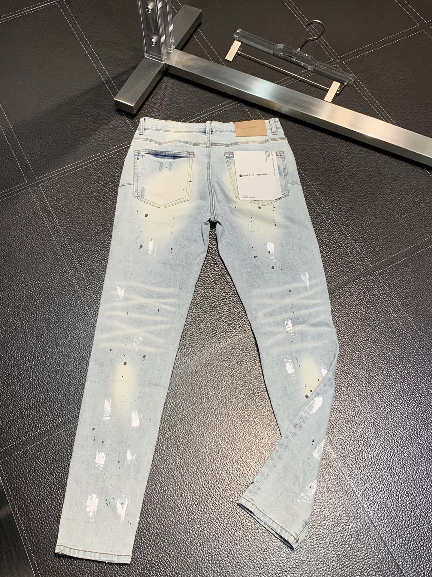  。PURPLE-BRAND 独家专供新款 休闲牛仔裤，高端版本！专柜 面料 透气舒适度高，细节无可挑剔