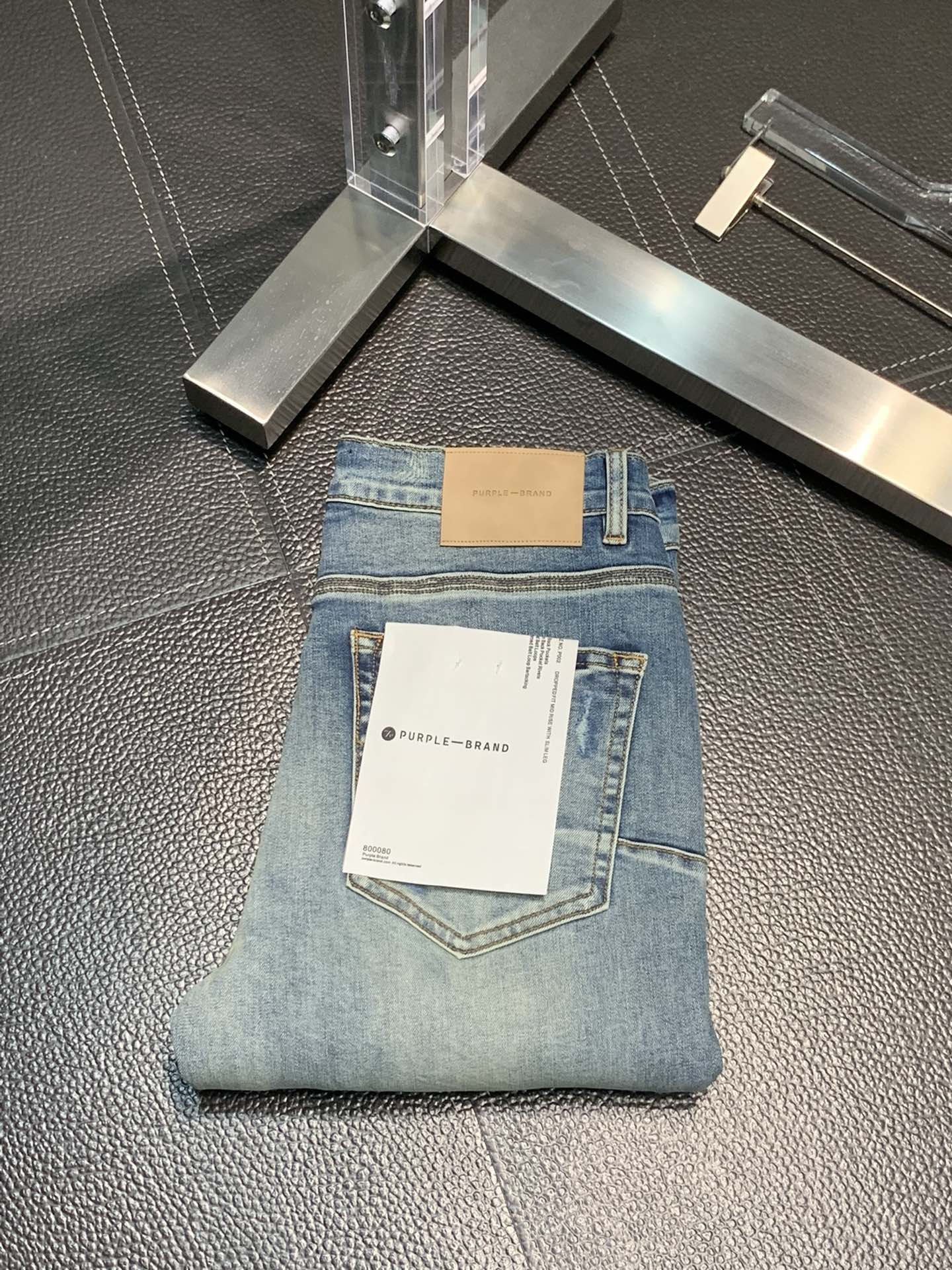  。PURPLE-BRAND 独家专供新款 休闲牛仔裤，高端版本！专柜 面料 透气舒适度高，细节无可挑剔