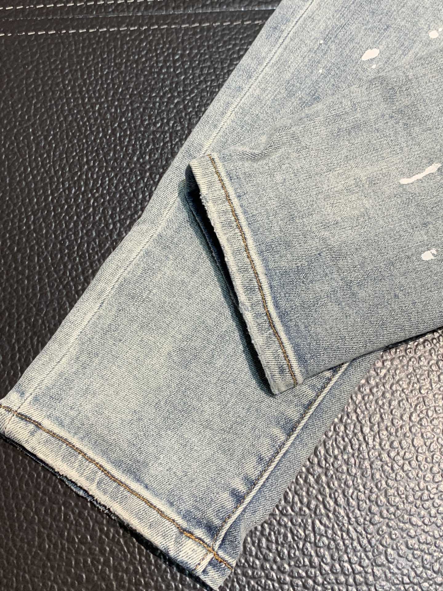  。PURPLE-BRAND 独家专供新款 休闲牛仔裤，高端版本！专柜 面料 透气舒适度高，细节无可挑剔