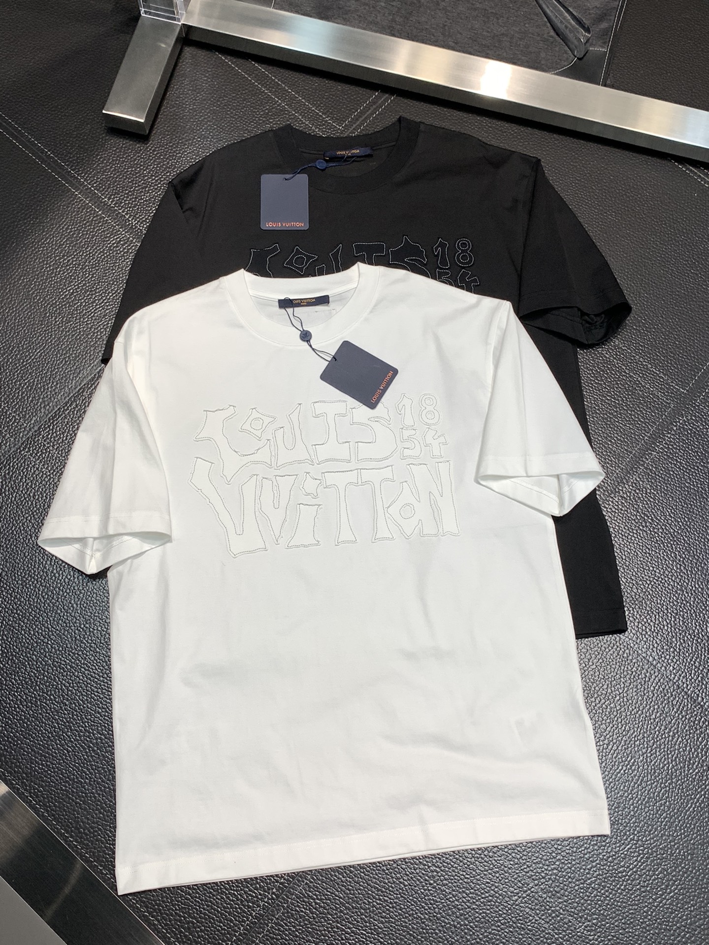 Louis Vuitton Clothing T-Shirt Men Fashion Short Sleeve