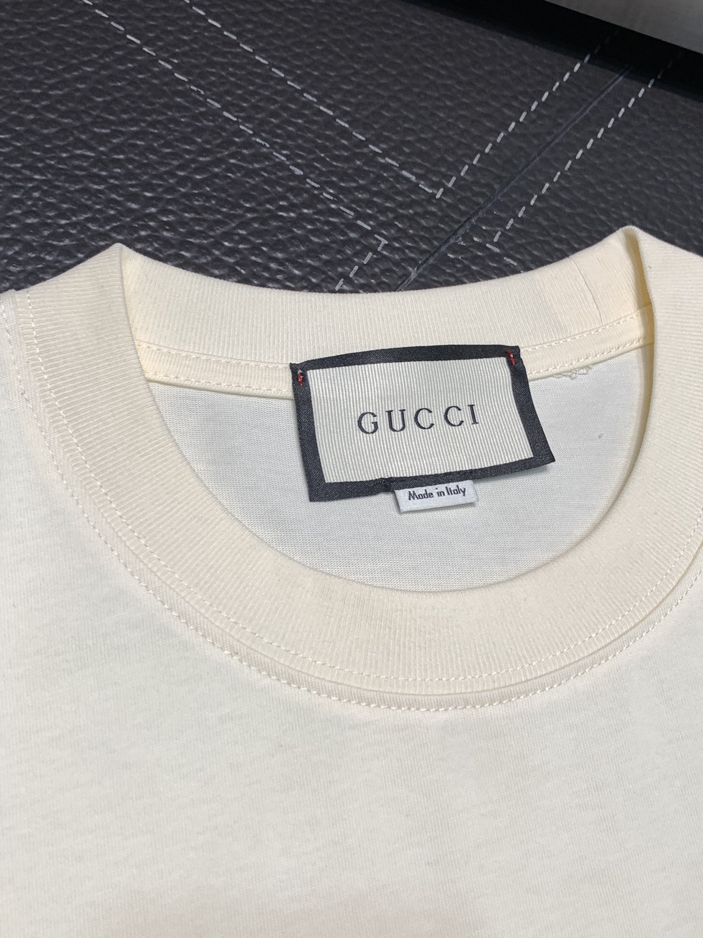 Gucci古驰独家专供新款原单男士休闲短袖高端定制高版本时尚百搭爆款️️进口面料logo图案设计手感超柔