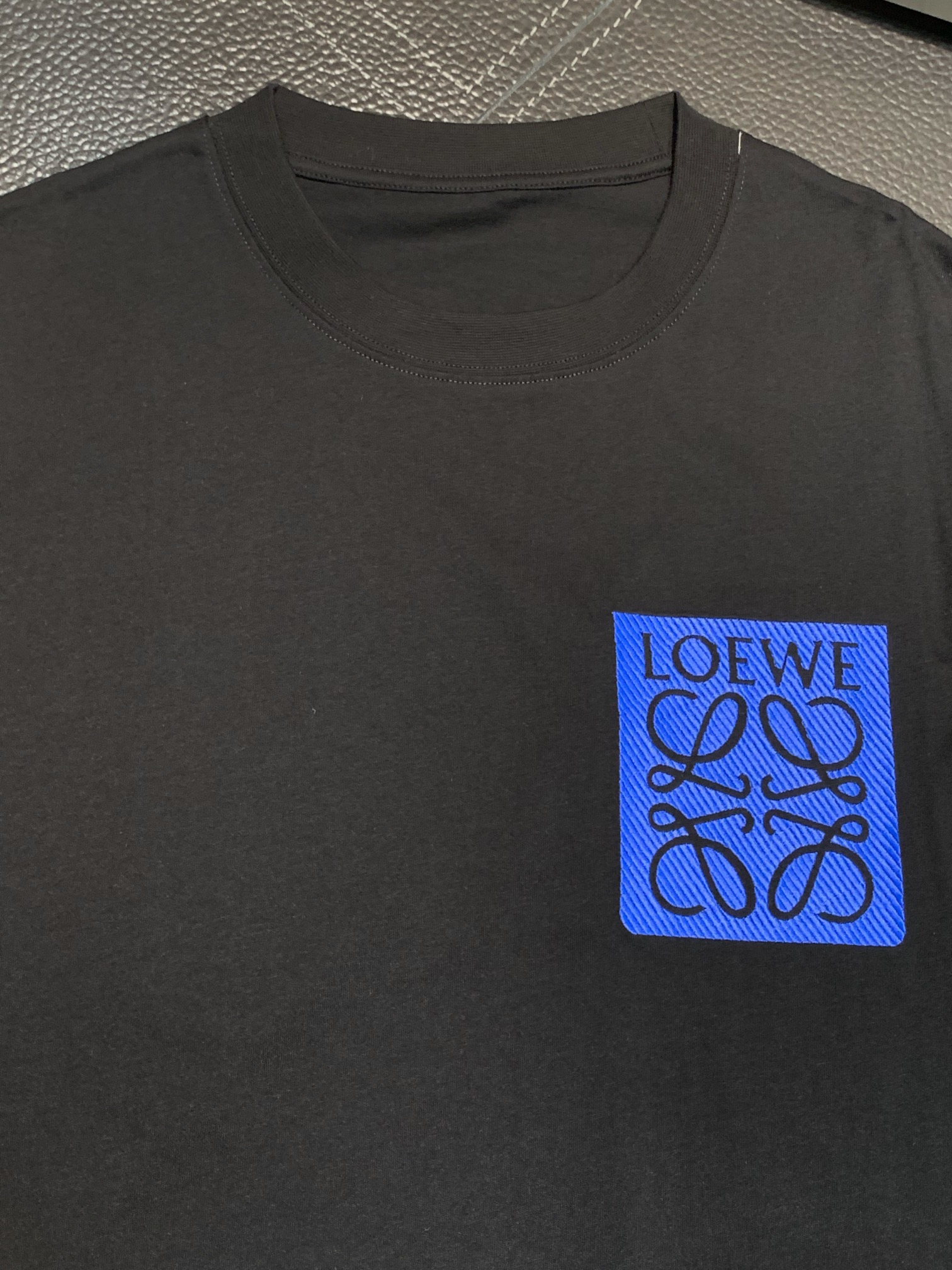 Loewe罗意威独家专供新款原单男士休闲短袖高端定制高版本时尚百搭爆款️原版进口纯棉面料胸前logo图案