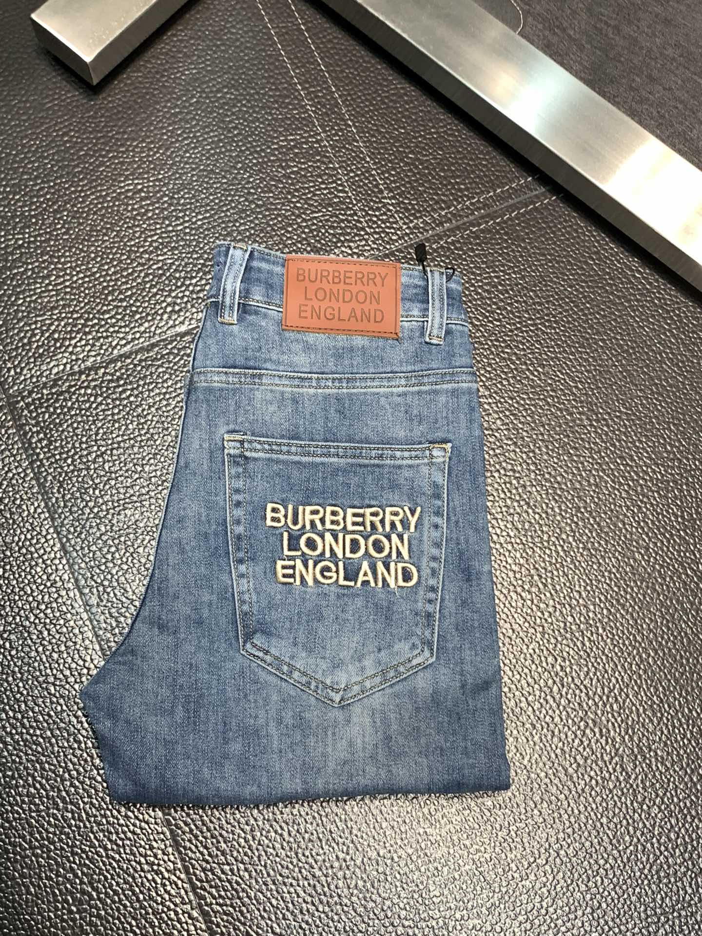 Burberry Clothing Jeans Casual