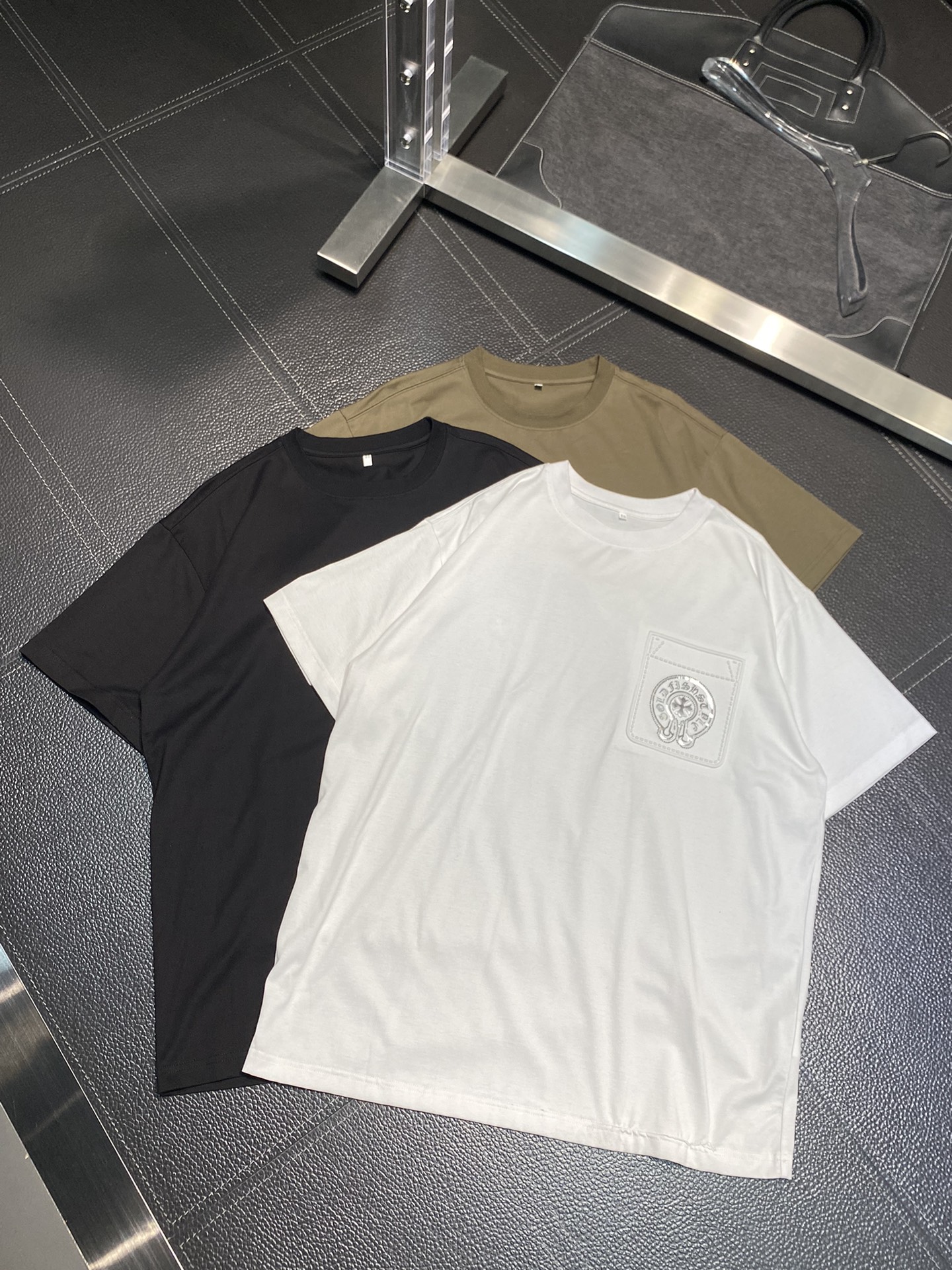 Chrome Hearts Clothing T-Shirt 1:1 Replica Wholesale
 Men Fashion Short Sleeve
