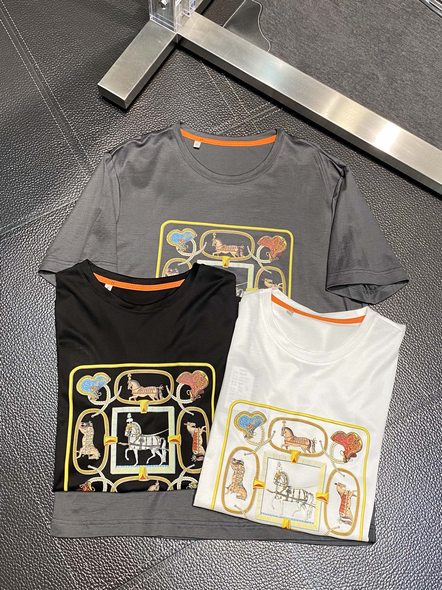 Hermes Copie
 Vêtements T-Shirt Hommes Fashion Manches courtes