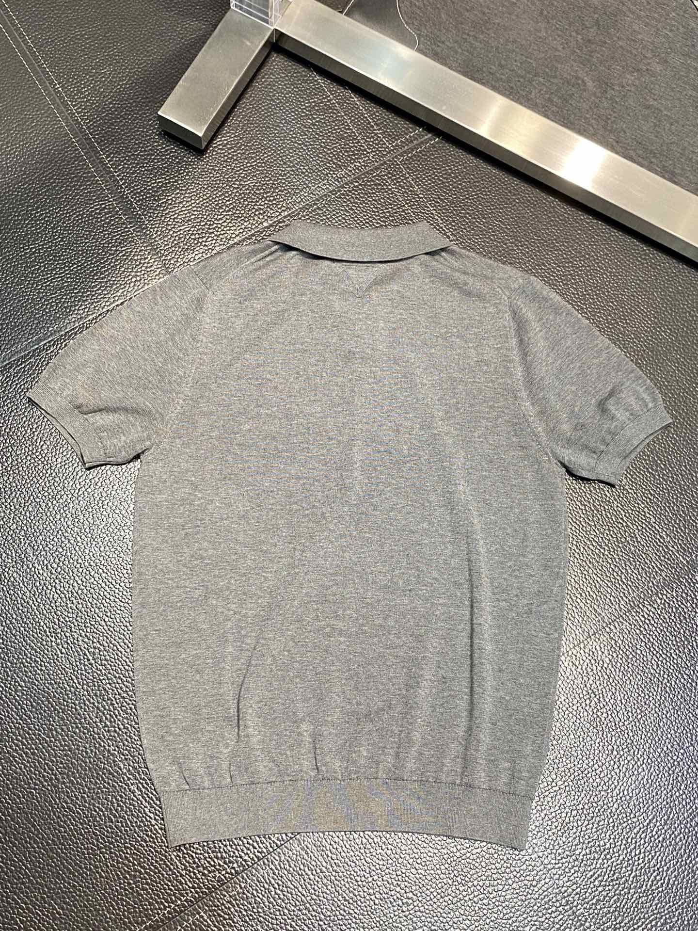 。Prada普拉达 独家专供新款原单男士休闲Polo短袖 高端  高版本 时尚百搭爆款⚠️⚠️✨✨进口面