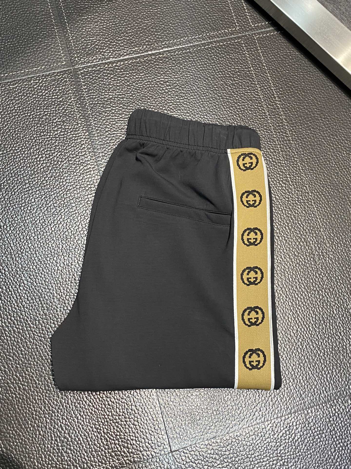 Gucci Clothing Pants & Trousers Casual