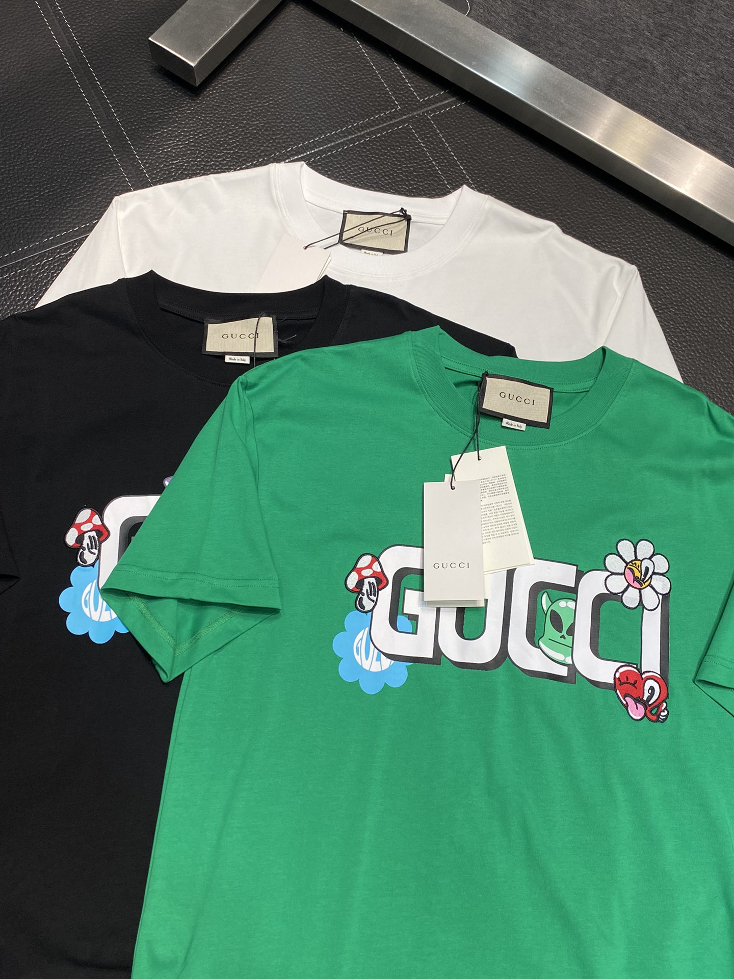 Gucci Clothing T-Shirt Men Fashion Short Sleeve