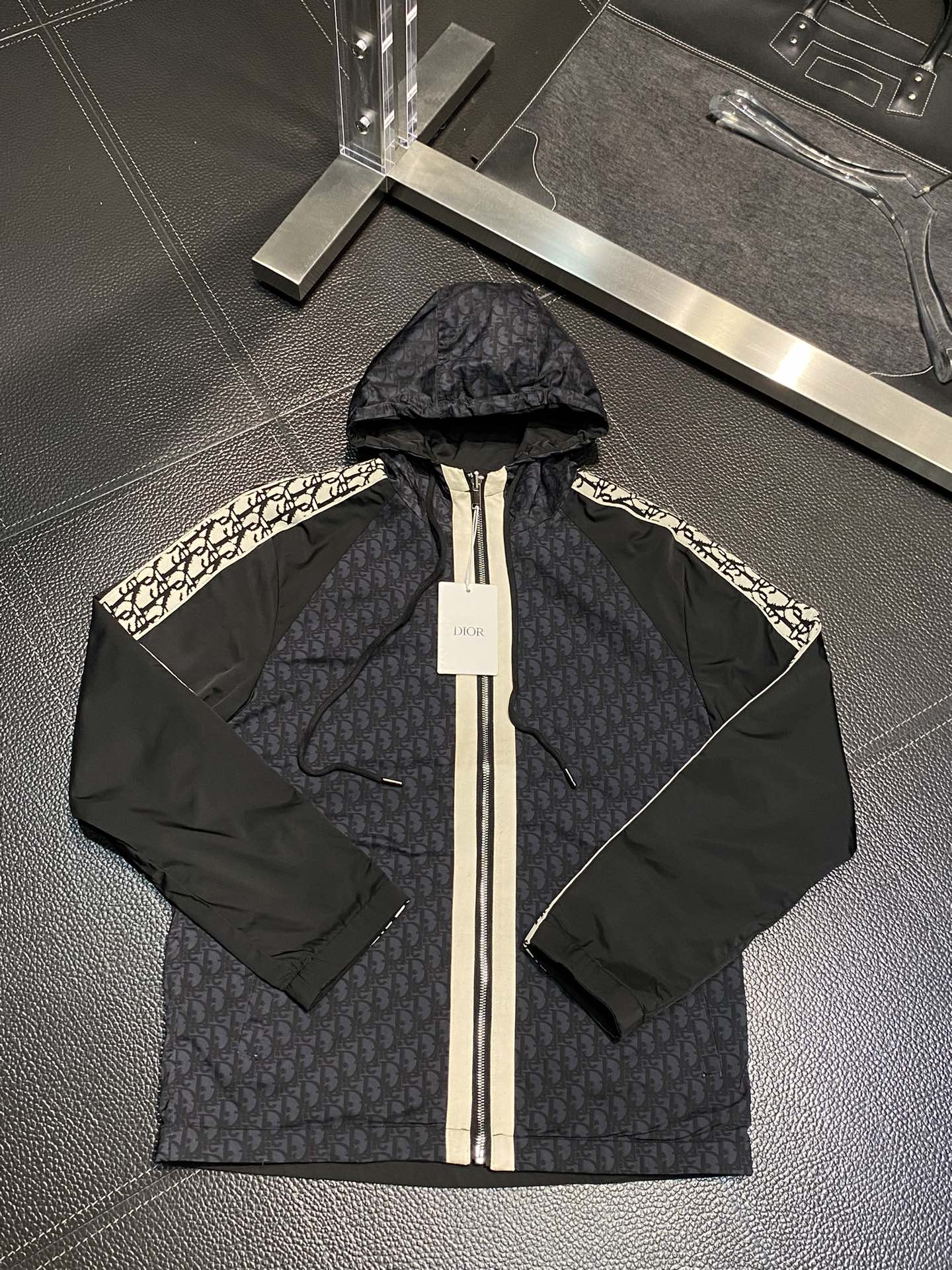 Gucci mirror quality
 Clothing Coats & Jackets Men Fashion Hooded Top