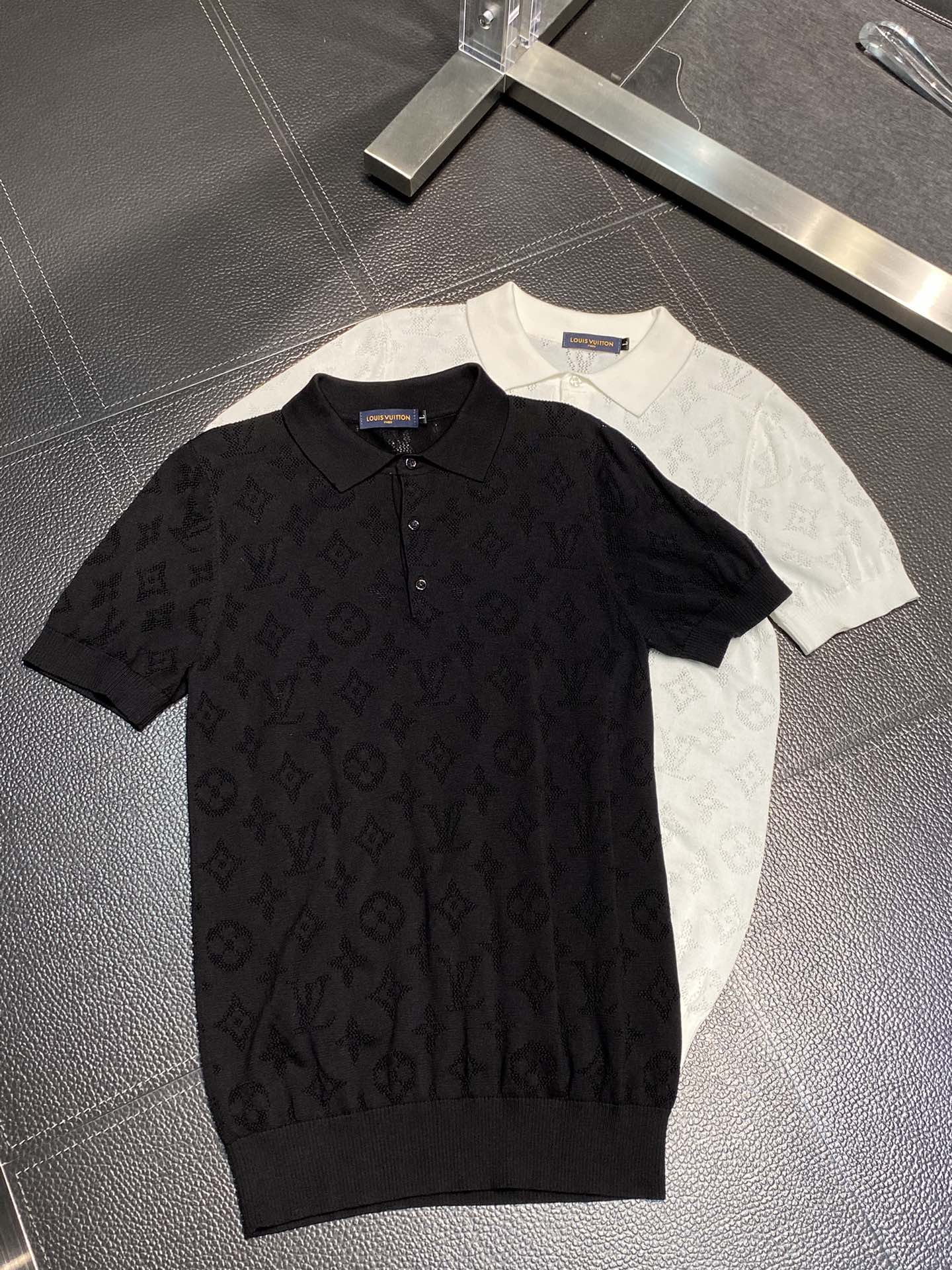 Louis Vuitton Clothing Polo T-Shirt Men Knitting Fashion Short Sleeve