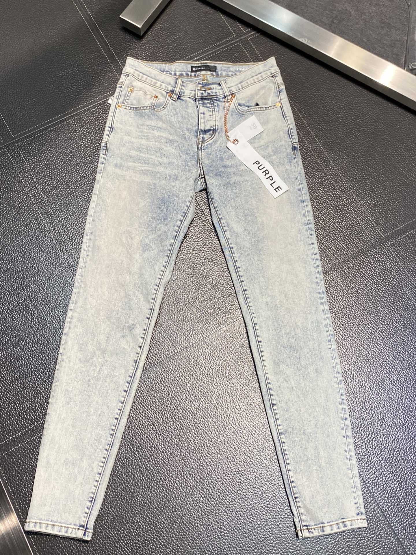  。PurPle Brand 独家专供新款 修身款 小直筒 牛仔裤，高端版本！专柜 面料 透气舒适度高，