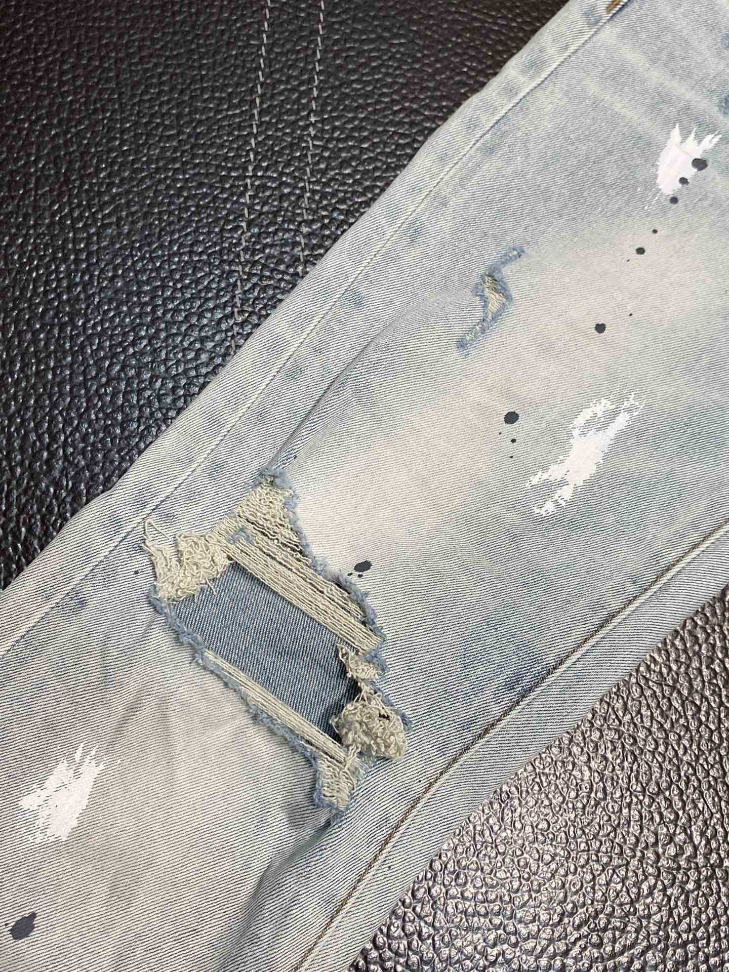  。PurPle Brand 独家专供新款 修身款 小直筒 牛仔裤，高端版本！专柜 面料 透气舒适度高，