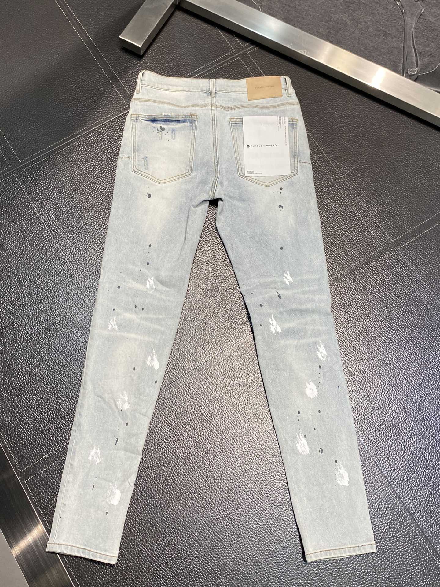  。PurPle Brand 独家专供新款 修身款 小直筒 牛仔裤，高端版本！专柜 面料 透气舒适度高，