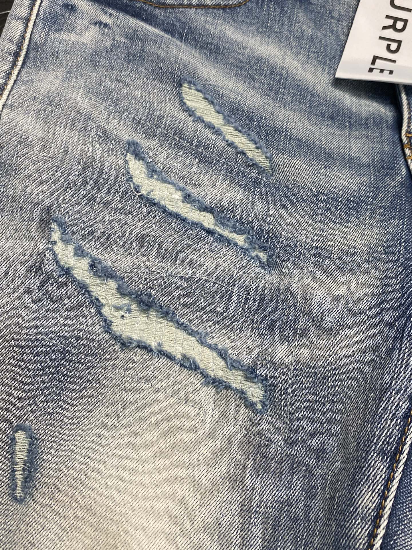  。PurPle Brand 独家专供新款 修身款 小直筒 牛仔裤，高端版本！专柜 面料 透气舒适度高，