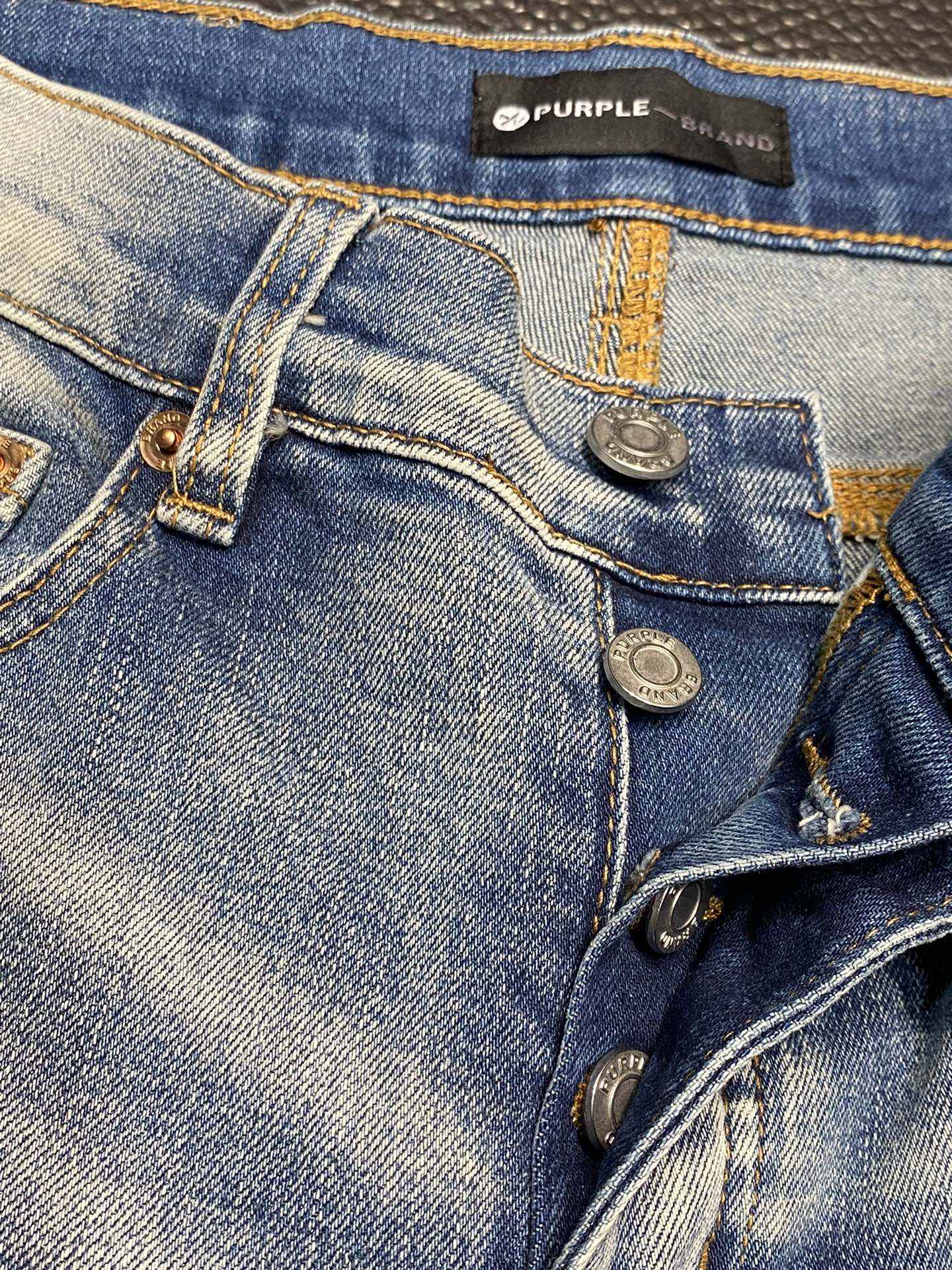  。PurPle Brand 独家专供新款 修身款 小直筒 牛仔裤，高端版本！专柜 面料 透气舒适度高，