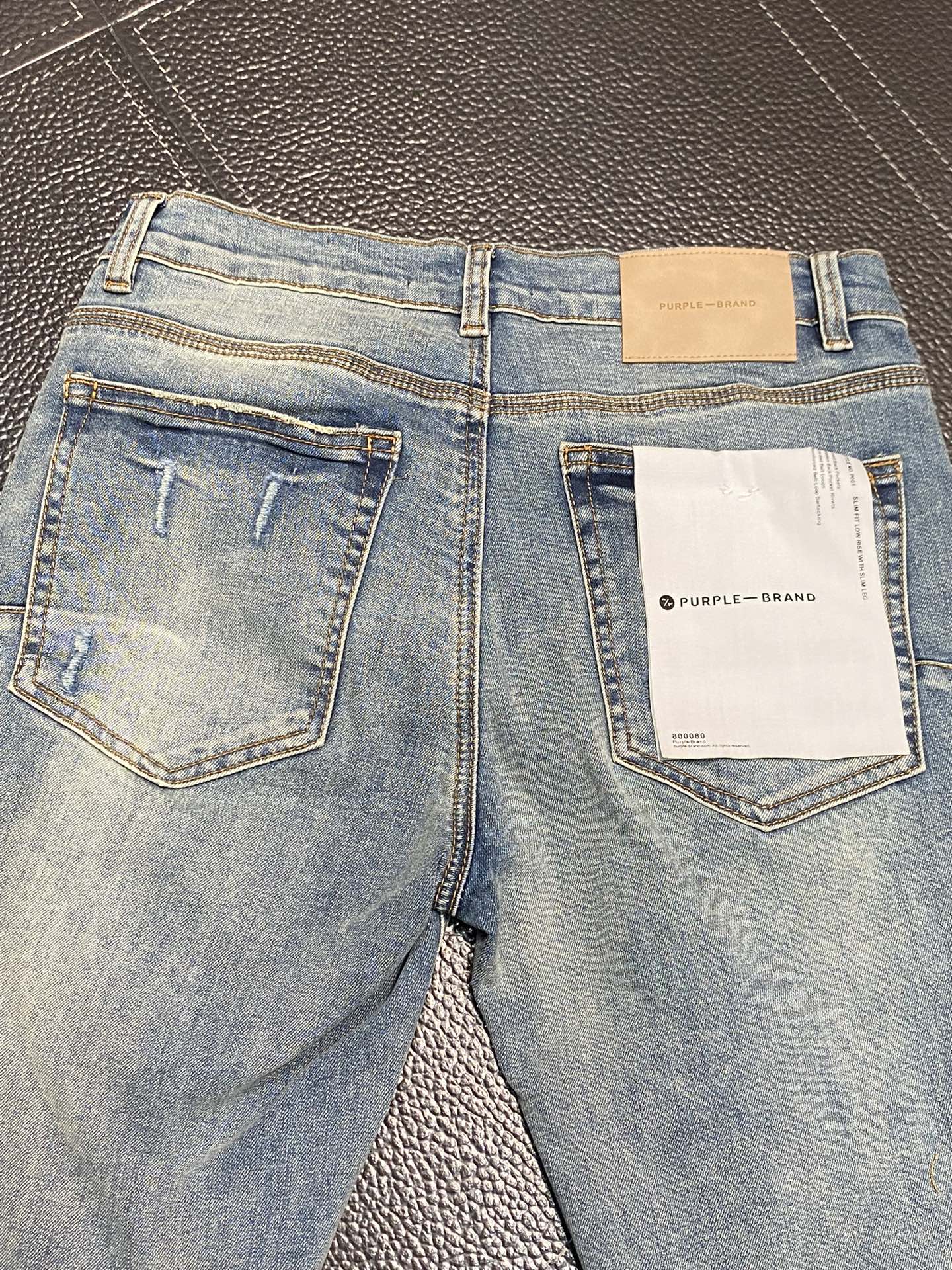  。PurPle Brand 独家专供新款 修身款 小直筒 牛仔裤，高端版本！专柜 面料 透气舒适度高，