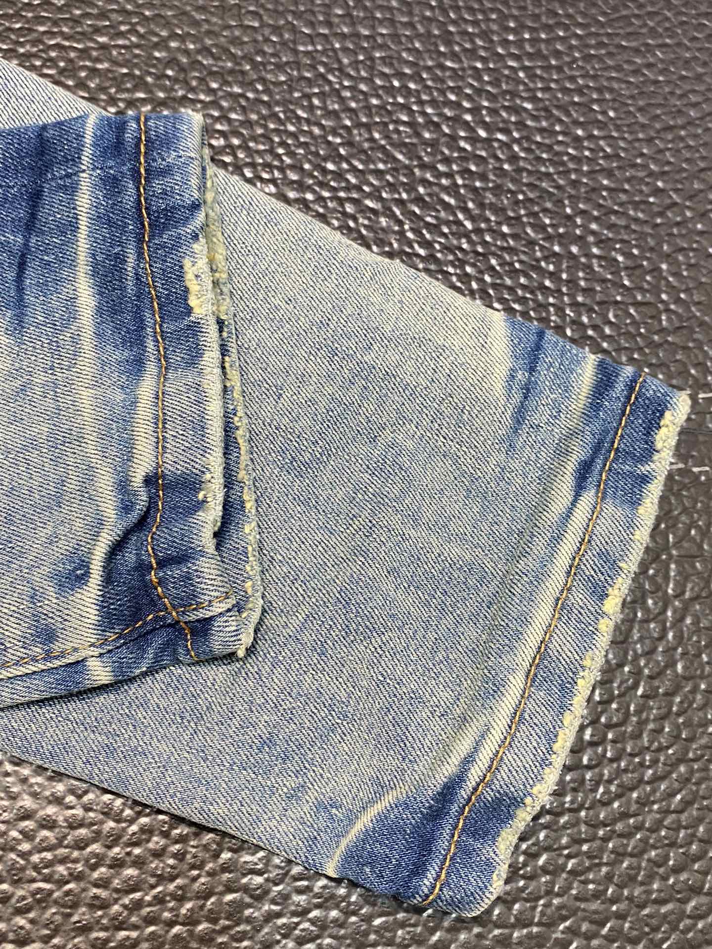  。PurPle Brand 独家专供新款 修身款 小直筒 牛仔裤，高端版本！专柜 面料 透气舒适度高，