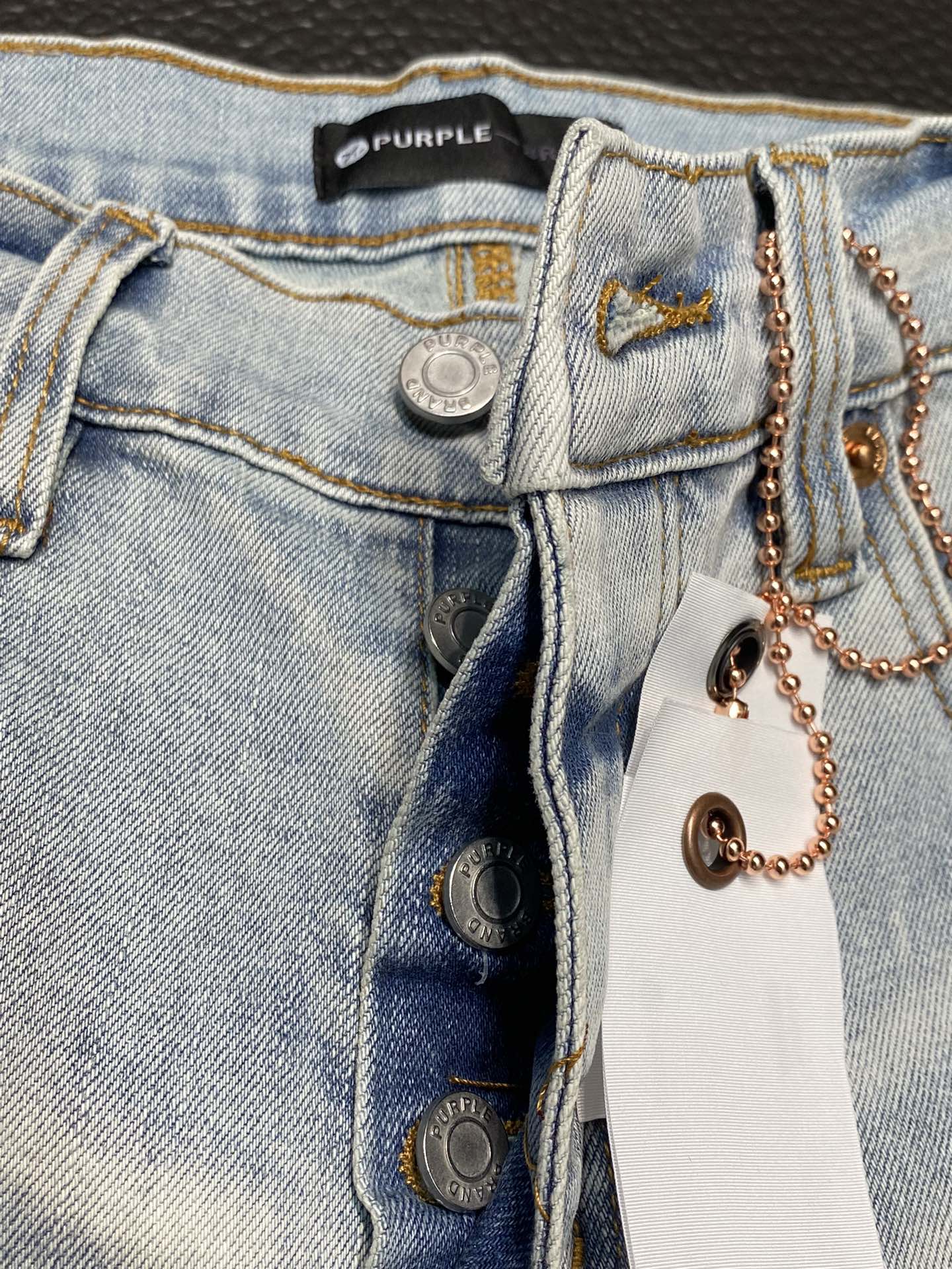  。PurPle Brand 独家专供新款 修身款 小直筒 牛仔裤，高端版本！专柜 面料 透气舒适度高，