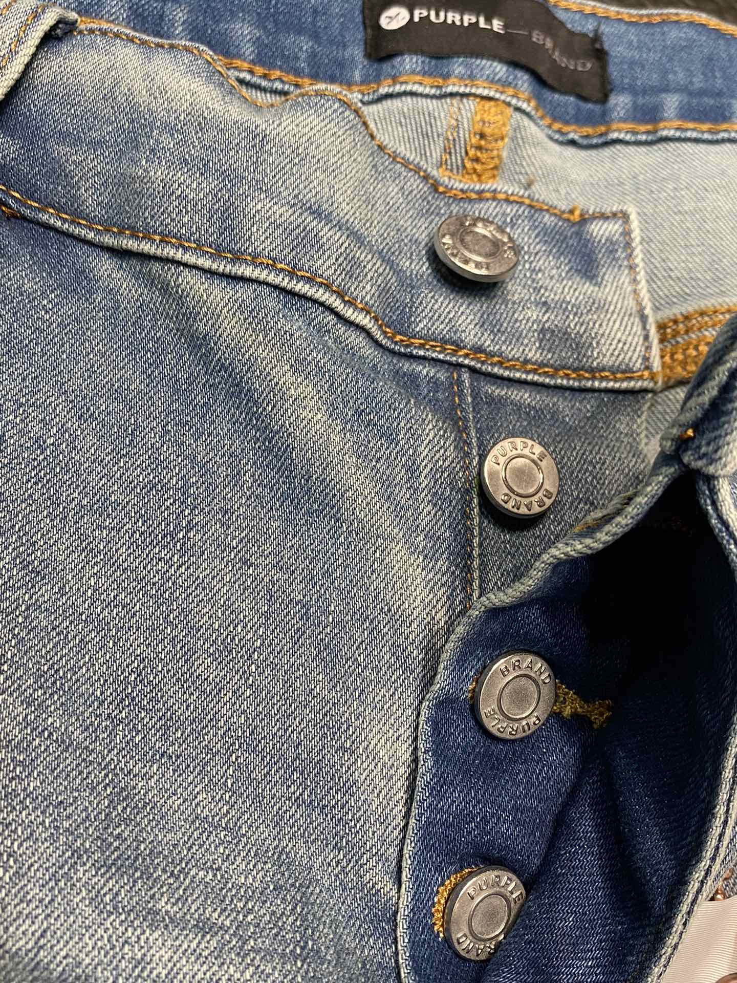  。PurPle Brand 独家专供新款 修身款 小直筒 牛仔裤，高端版本！专柜 面料 透气舒适度高，