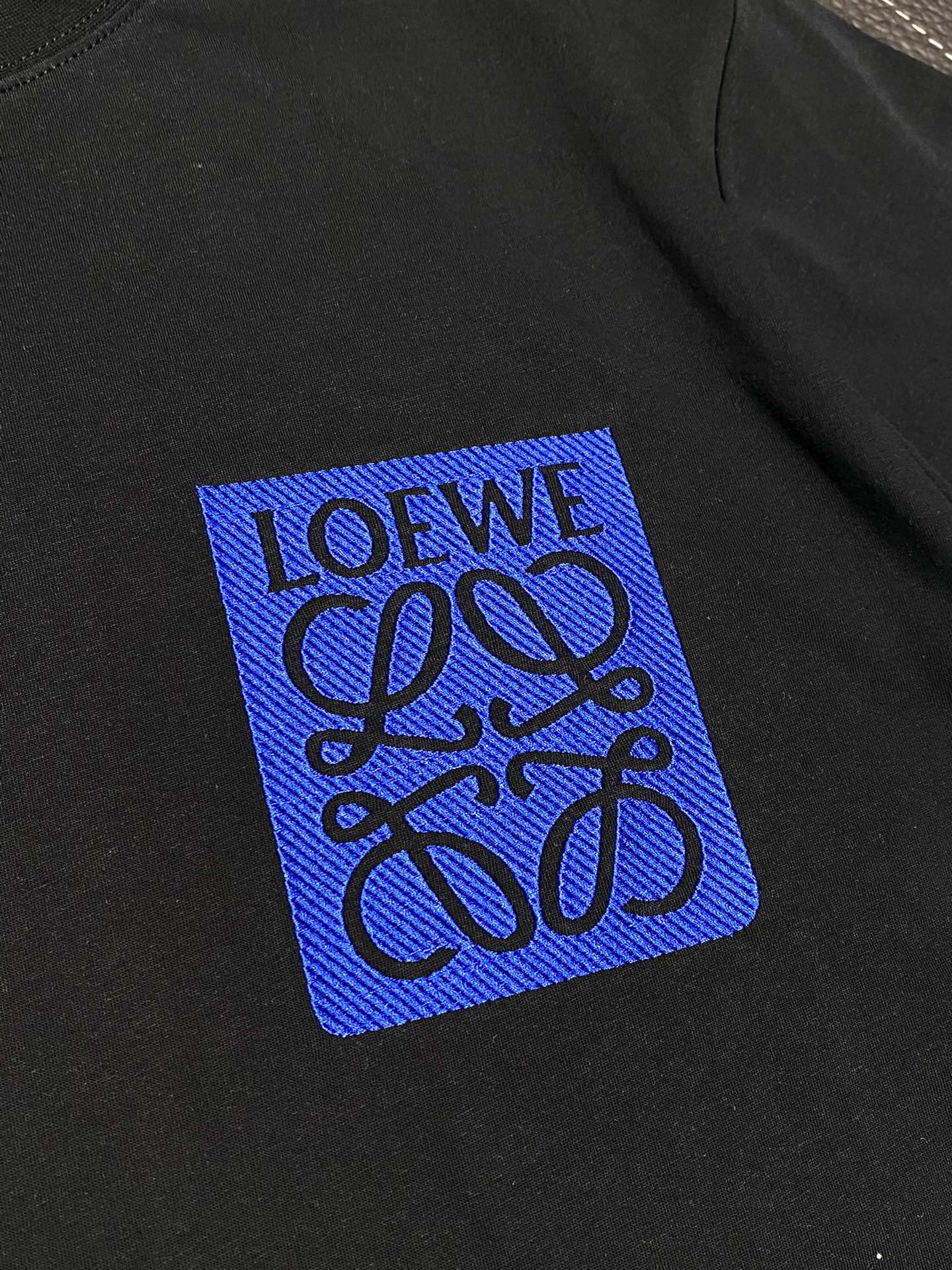 Loewe罗意威独家专供新款原单男士休闲短袖高端定制高端版本时尚百搭爆款️️进口面料手感超柔软细腻穿着亲