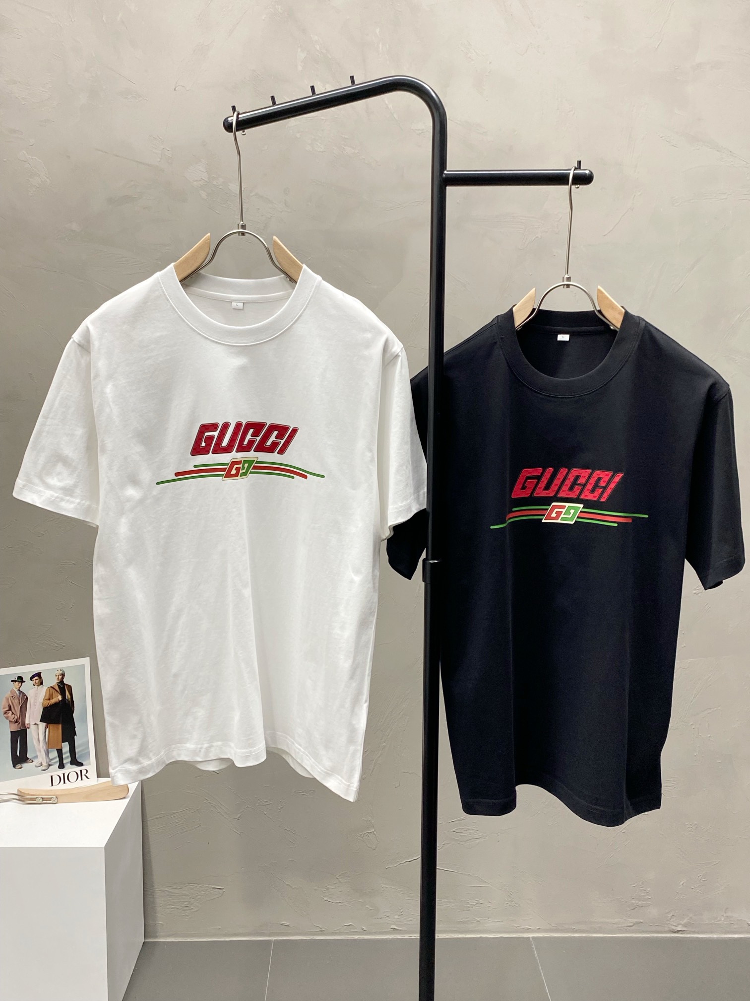 Wo können Sie Replikate kaufen?
 Gucci Kleidung T-Shirt Männer Fashion Kurzarm