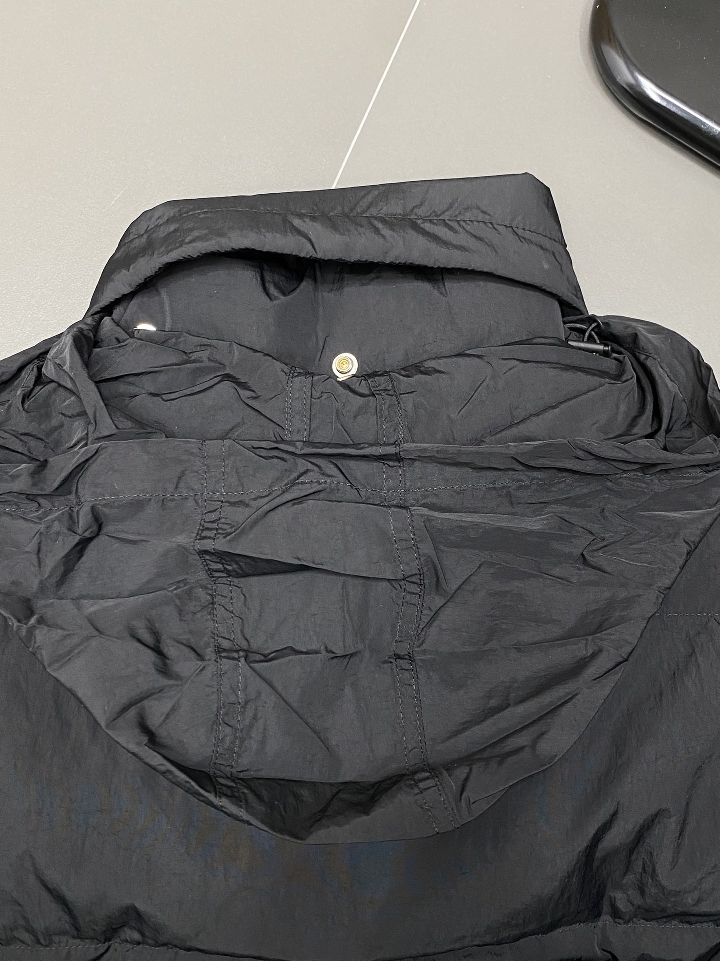 。羽绒服-Burberry巴宝莉💥独家专供秋冬新款高领羽绒马甲。双面穿设计。贸易公司渠道稀出，降温天气必