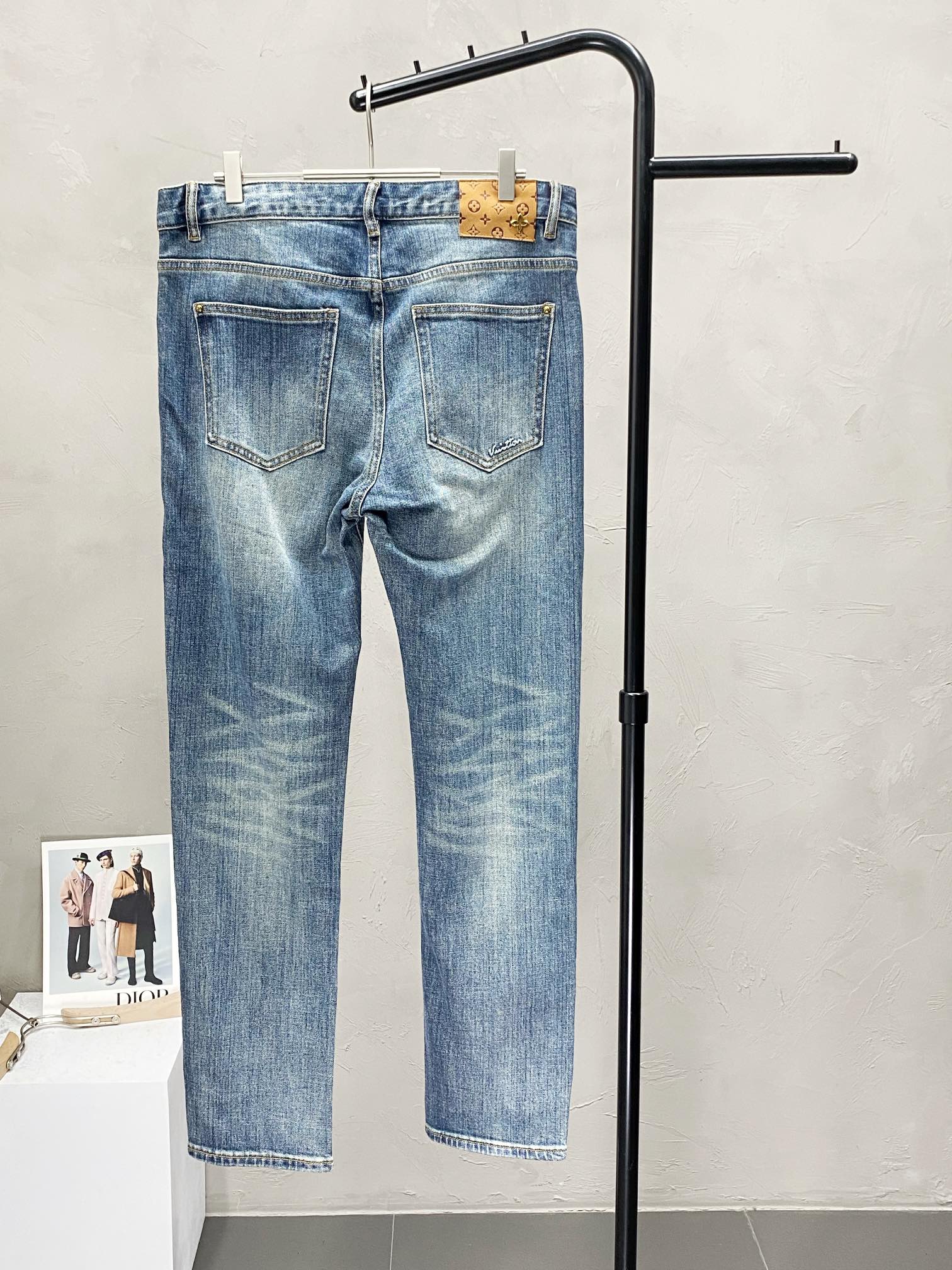  。Louis Vuitton路易威登💥独家专供新款 牛仔裤👖高端版本！专柜 面料 透气舒适度高，细节无