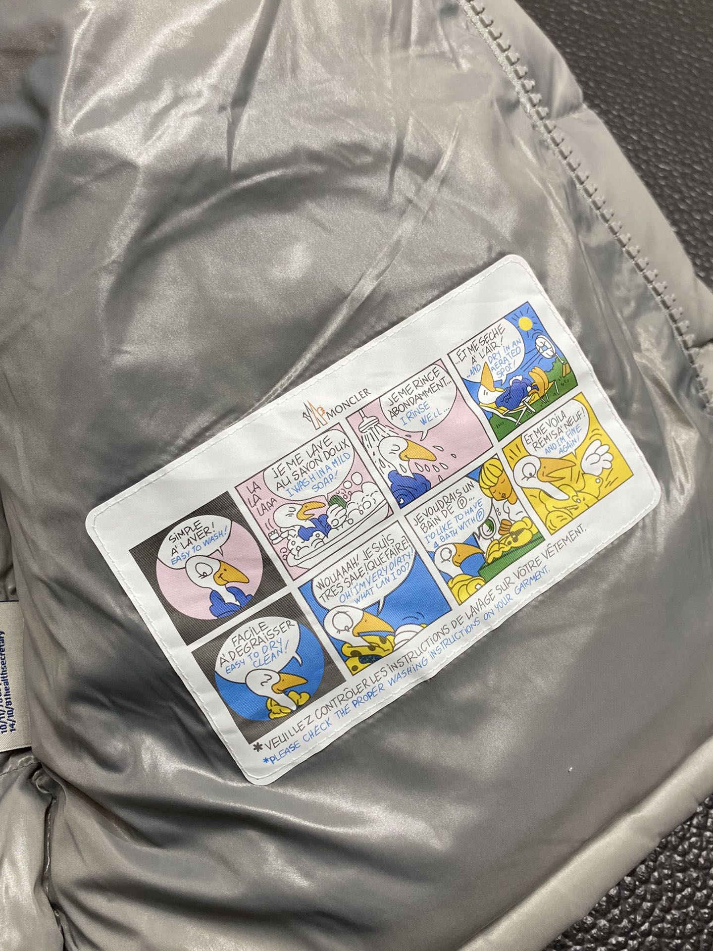 。羽绒服- Moncler蒙口💥独家专供秋冬新款羽绒服。贸易公司渠道稀出，降温天气必备的保暖单品，不论是