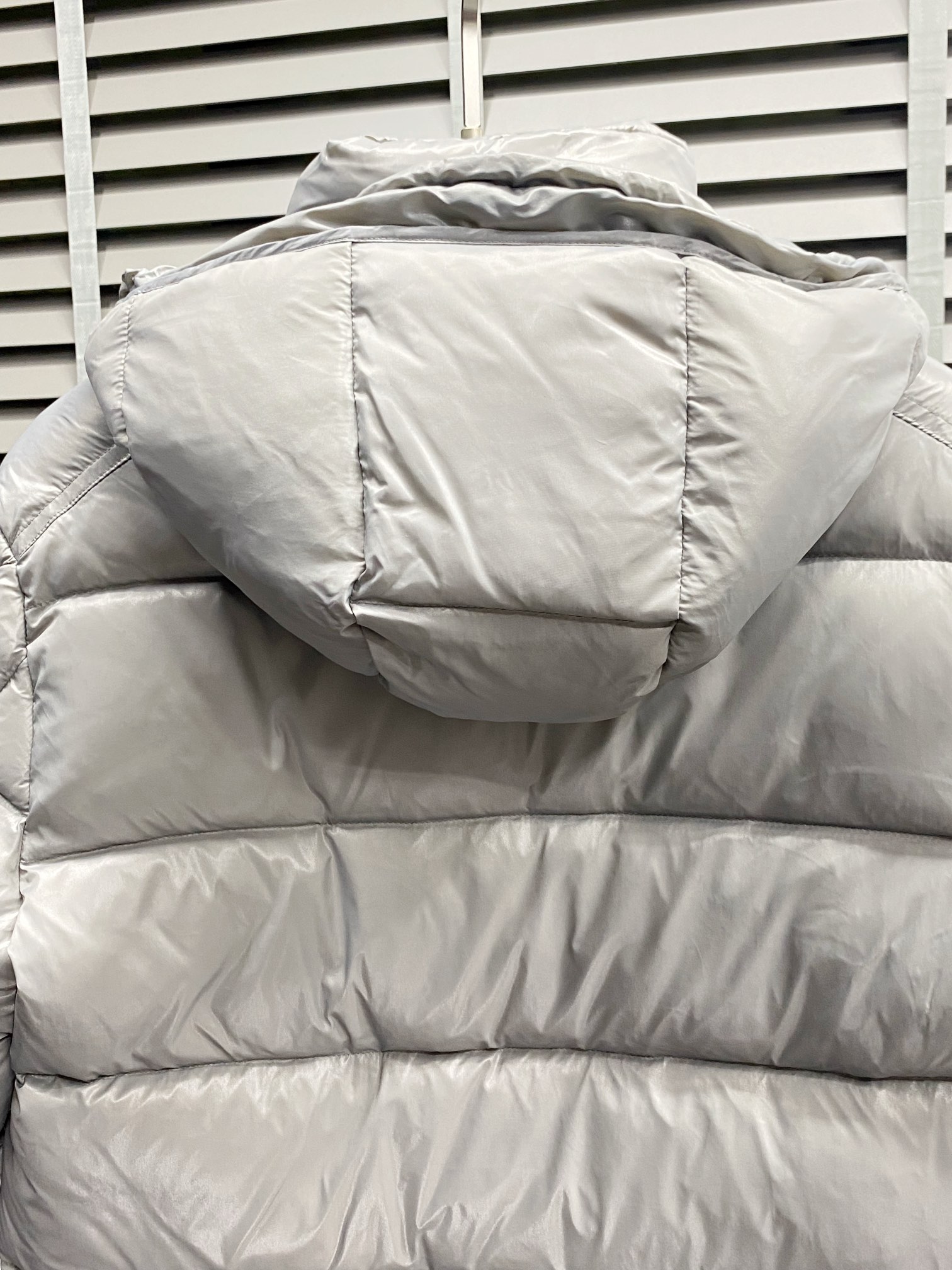 。羽绒服- Moncler蒙口💥独家专供秋冬新款羽绒服。贸易公司渠道稀出，降温天气必备的保暖单品，不论是