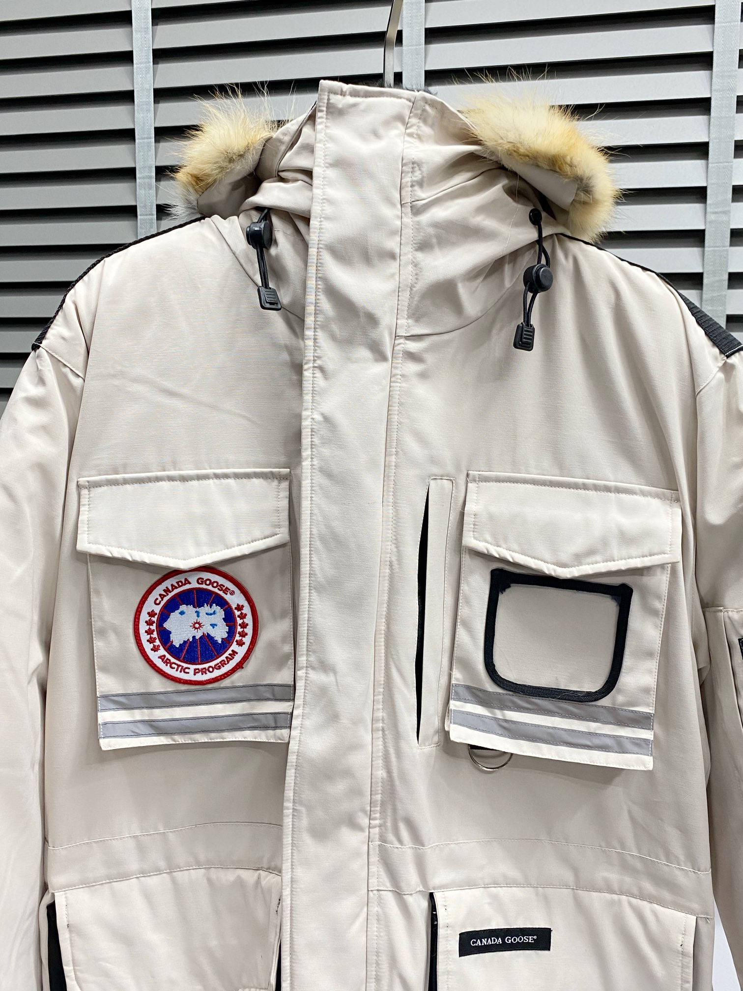 。羽绒服-Canada Goose加拿大鹅💥独家专供秋冬新款羽绒服夹克。贸易公司渠道稀出，降温天气必备的