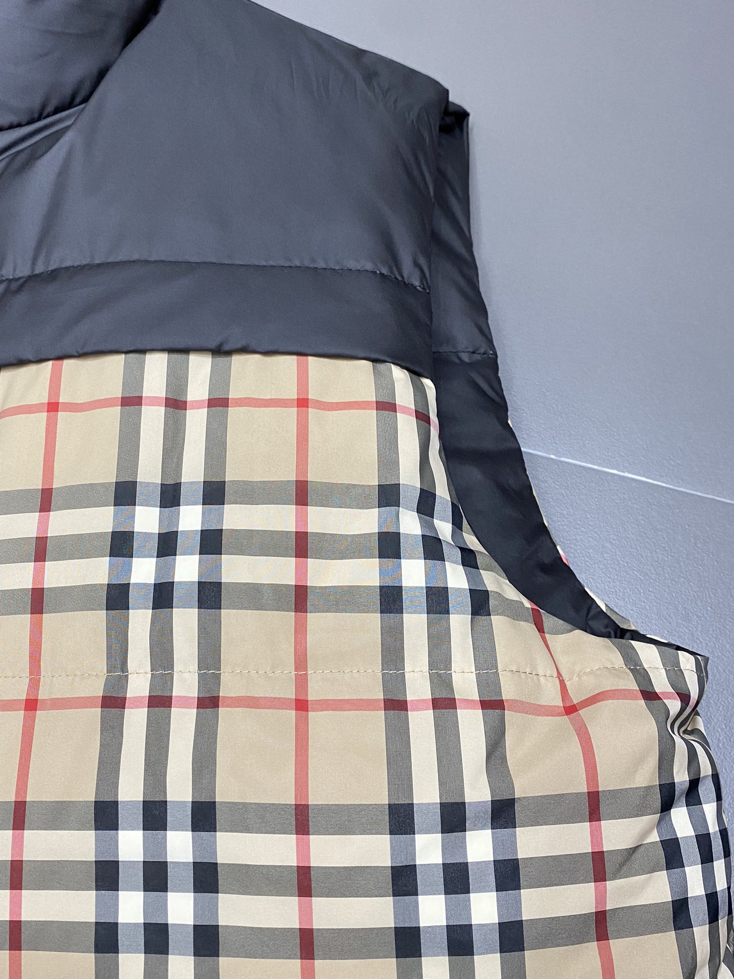 。羽绒服- Burberry巴宝莉💥独家专供秋冬新款高领羽绒马甲。双面穿设计。贸易公司渠道稀出，降温天气