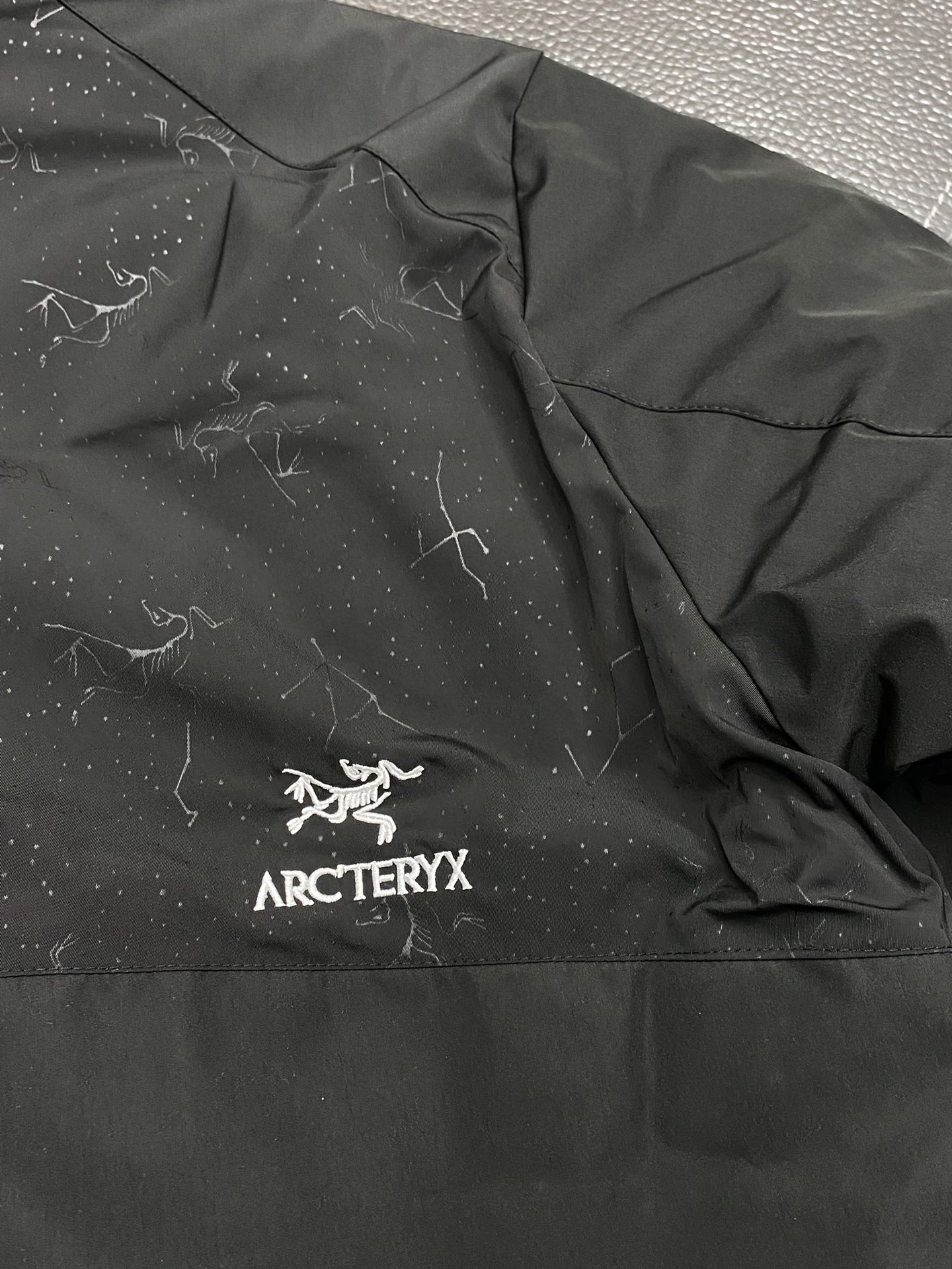 羽绒服-Arcteryx始祖鸟独家客供秋冬新款连帽羽绒服贸易公司渠道稀出降温天气必备的保暖单品不论是日常