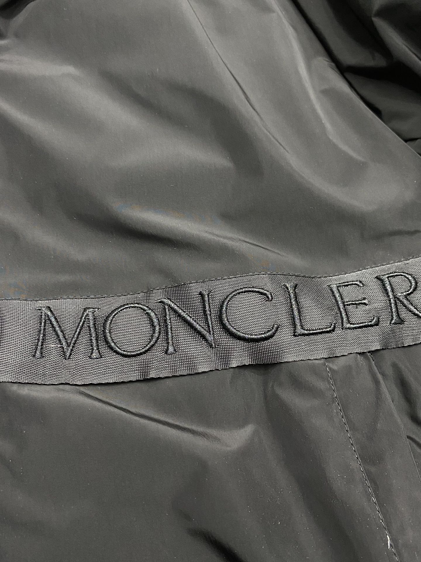 羽绒服-Moncler蒙口独家客供最新时尚秋冬连帽羽绒服经典设计感与颜值爆棚的外套品质更是无法挑剔品控可