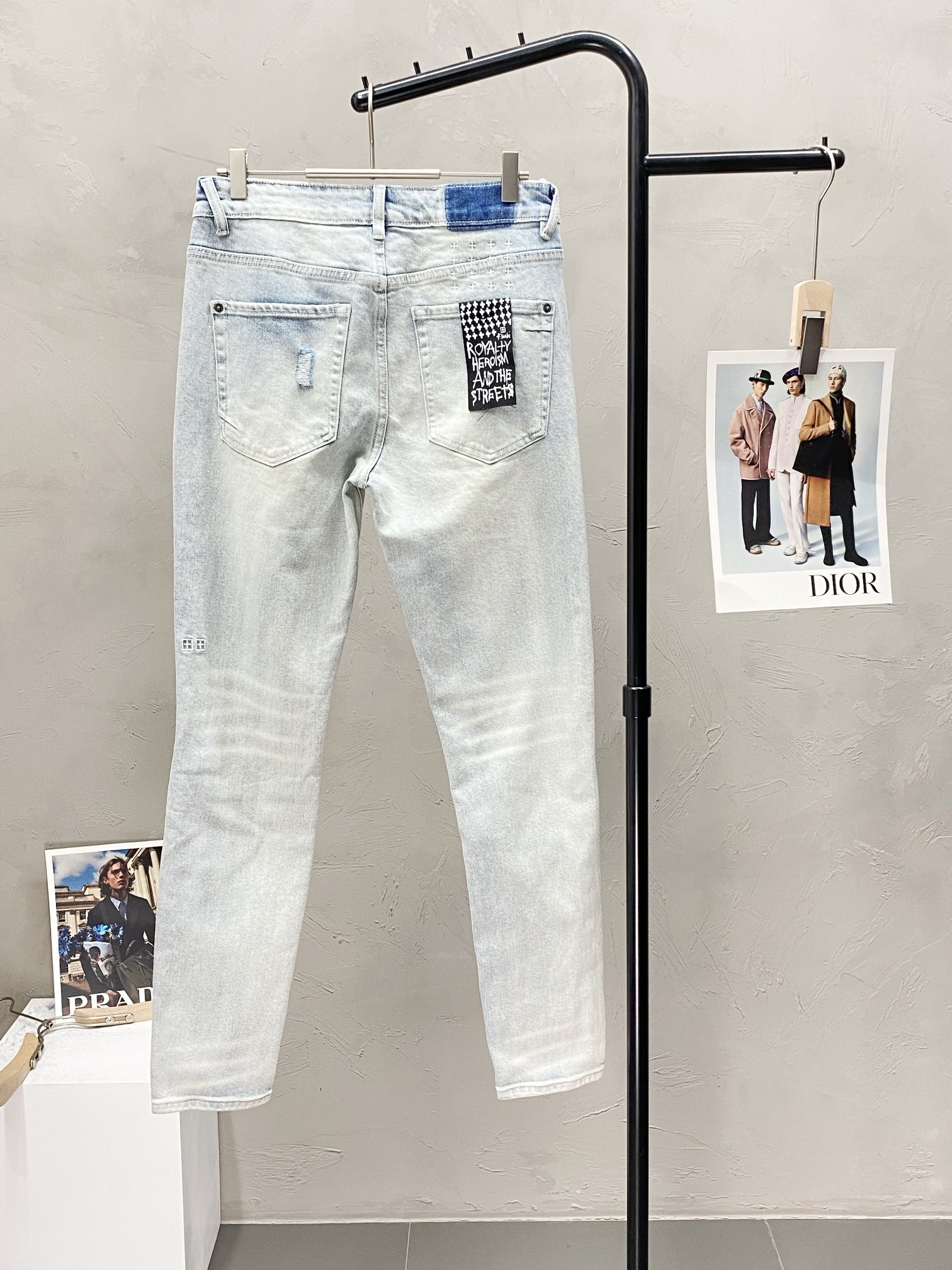  。Ksubi💥独家专供新款休闲牛仔裤 高端版本！专柜 面料 透气舒适度高，细节无可挑剔，品牌元素设计理