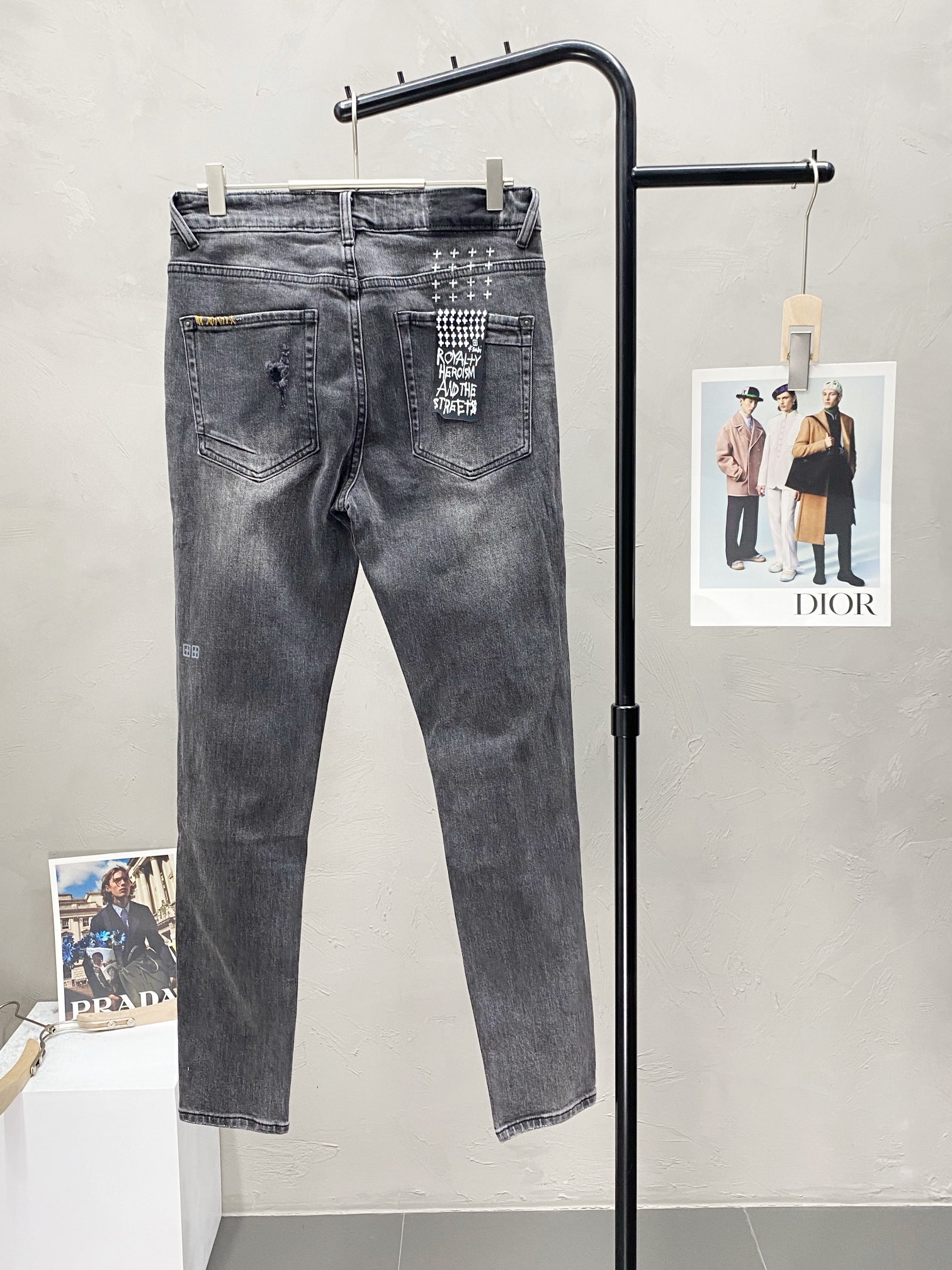  。Ksubi💥独家专供新款休闲牛仔裤 高端版本！专柜 面料 透气舒适度高，细节无可挑剔，品牌元素设计理