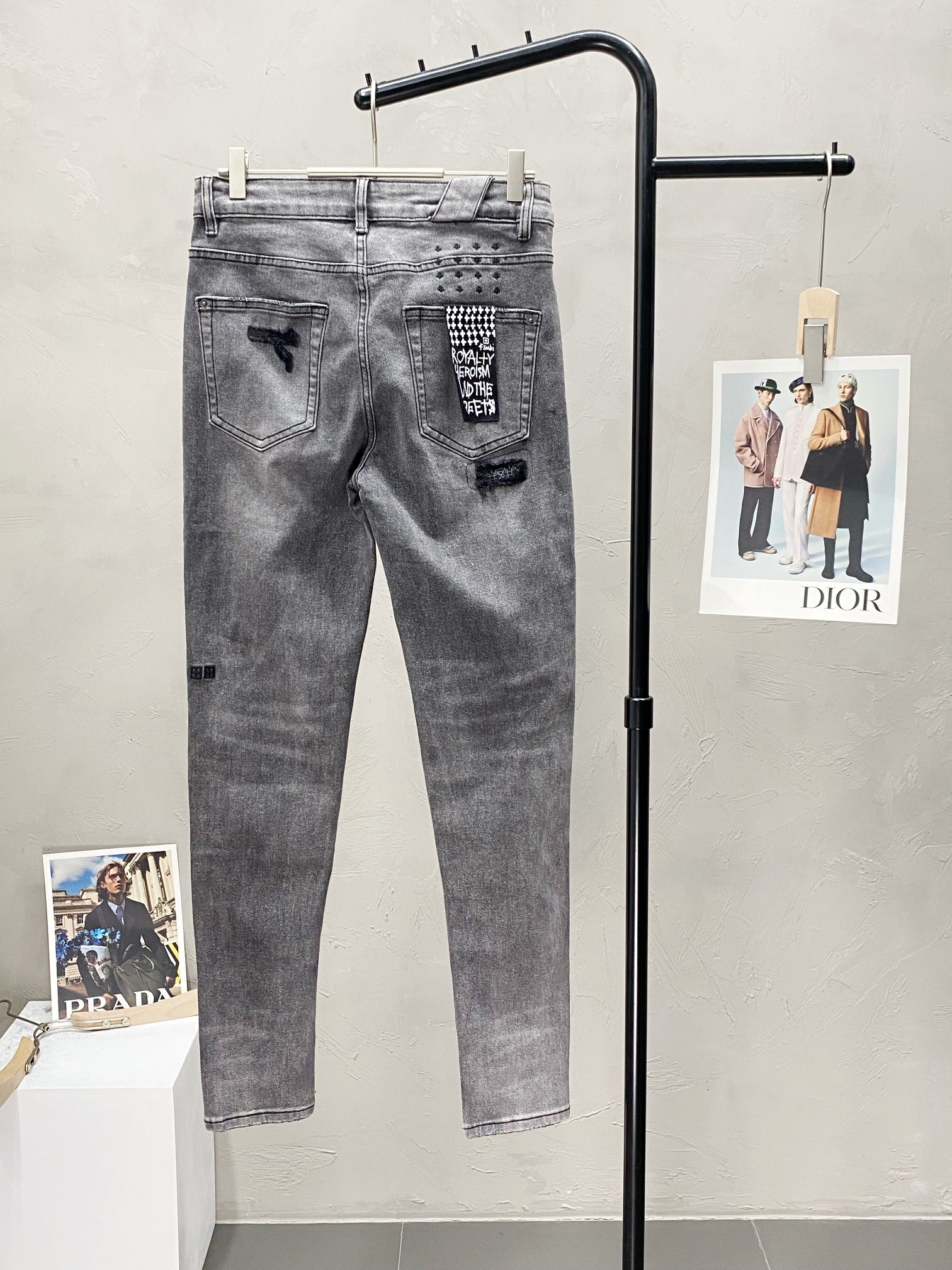  。Ksubi💥独家专供新款休闲牛仔裤 高端版本！专柜 面料 透气舒适度高，细节无可挑剔，品牌元素设计理