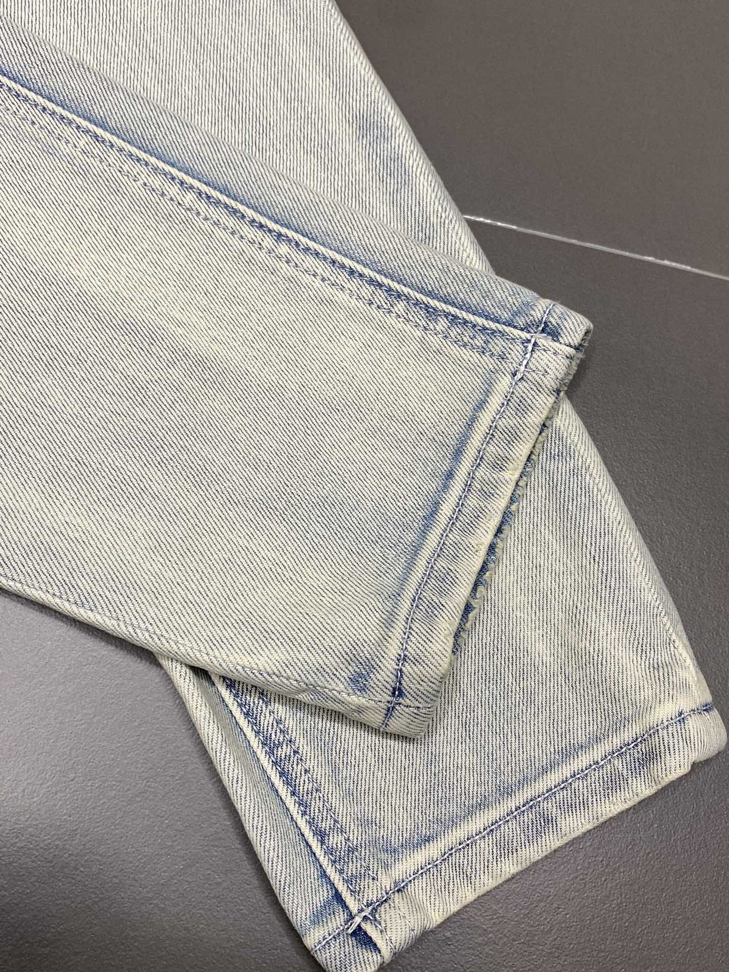  。Ksubi💥独家专供新款休闲牛仔裤 高端版本！专柜 面料 透气舒适度高，细节无可挑剔，品牌元素设计理