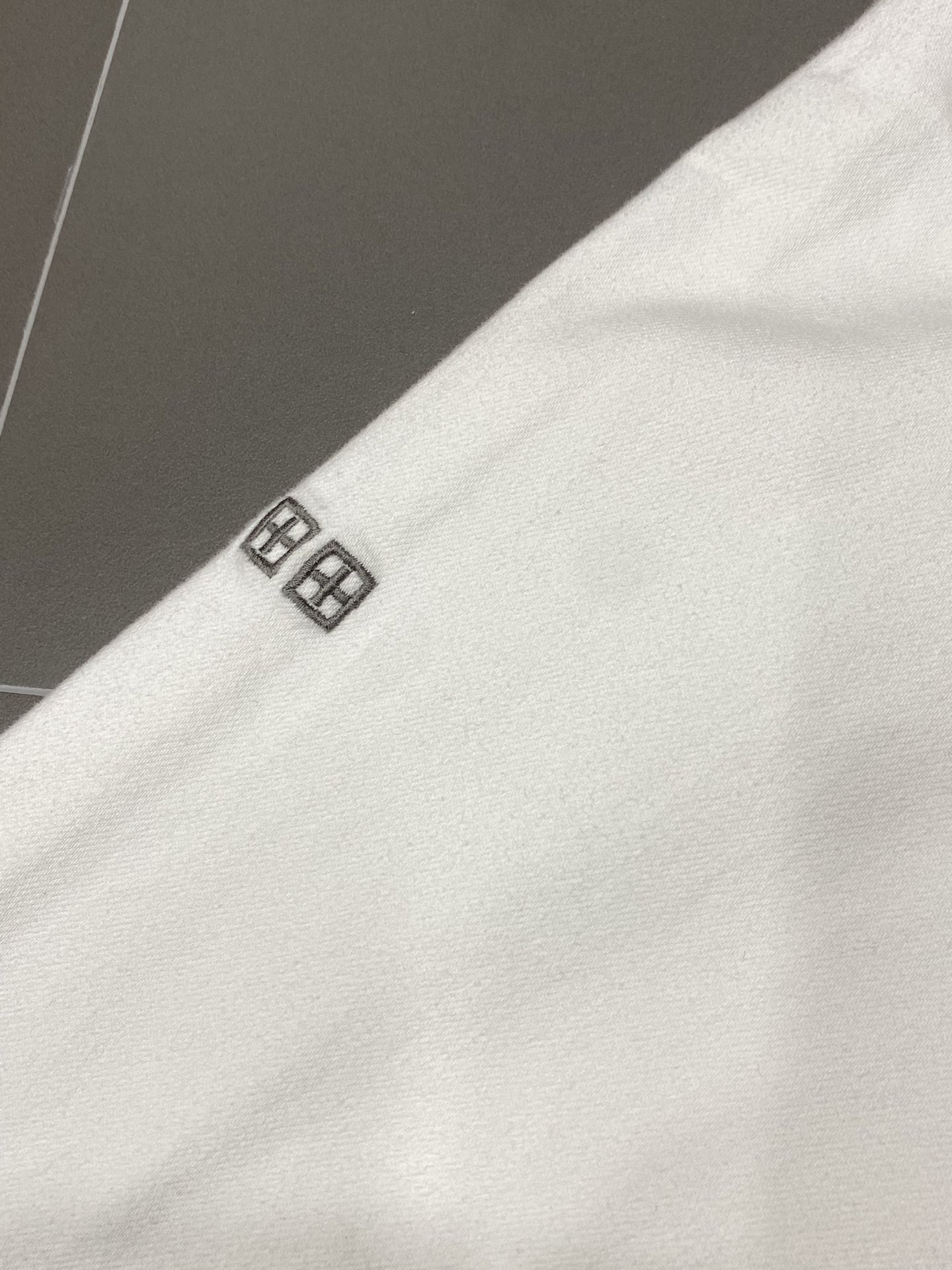  。Ksubi💥独家专供新款休闲牛仔裤 高端版本！专柜 面料 透气舒适度高，细节无可挑剔，品牌元素设计理