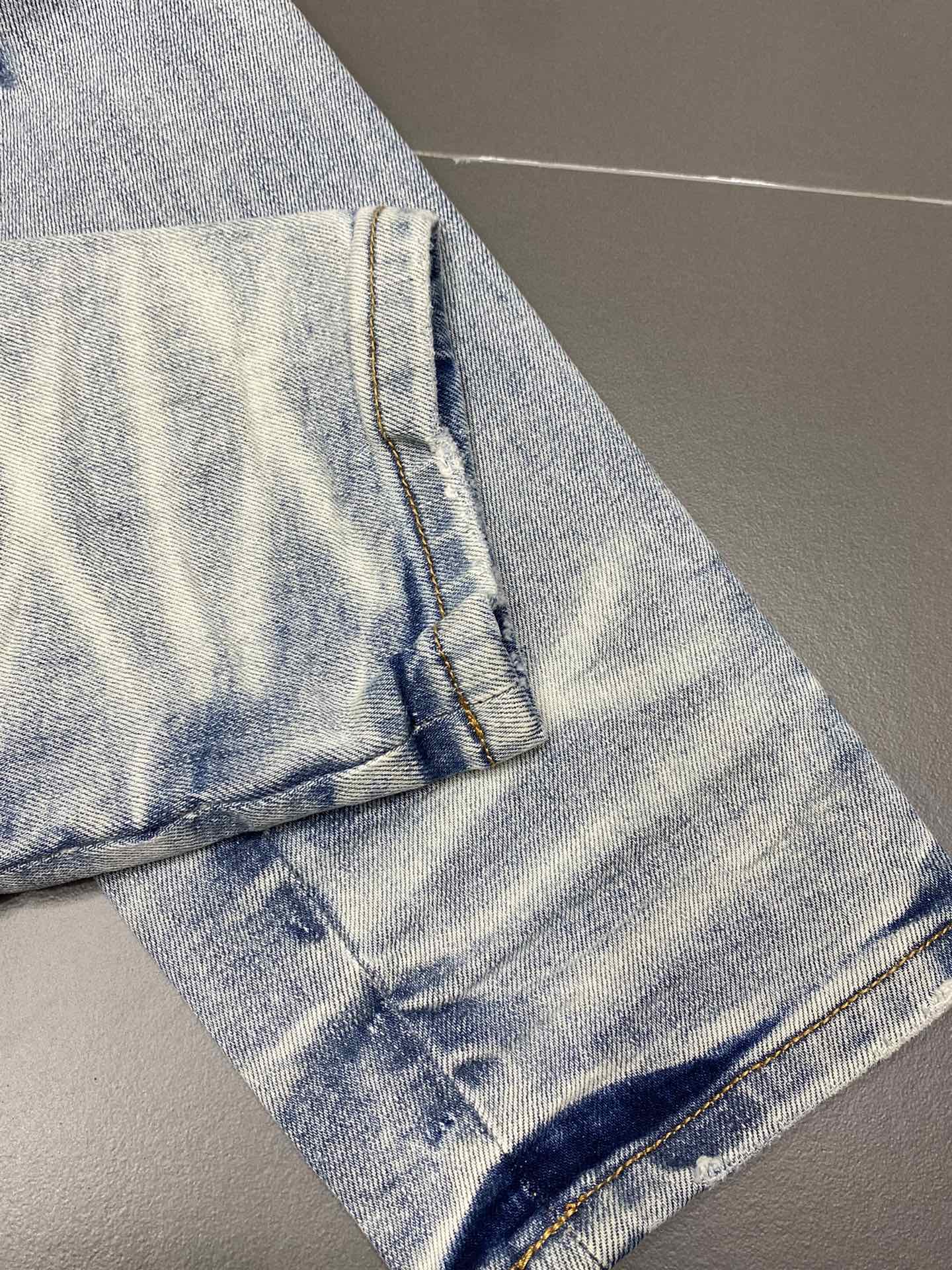  。AMIRI💥独家专供新款休闲牛仔裤 高端版本！专柜 面料 透气舒适度高，细节无可挑剔，品牌元素设计理