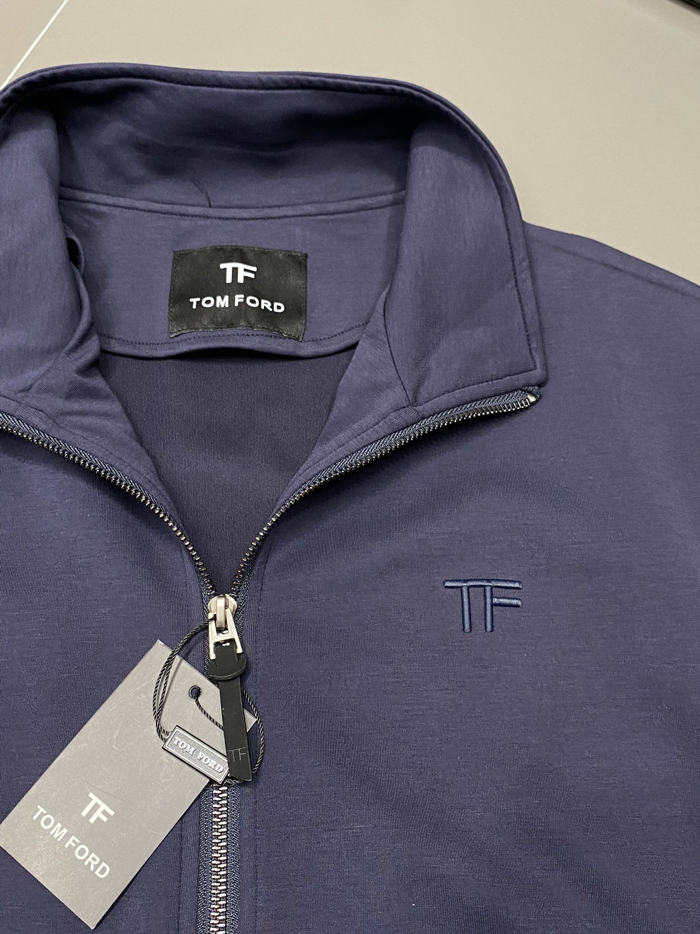 Tom Ford Exclusive Cash Counter: High-End Imported Fabric and Original Zipper, Stylish and Wrinkle-Resistant. - 图片 6