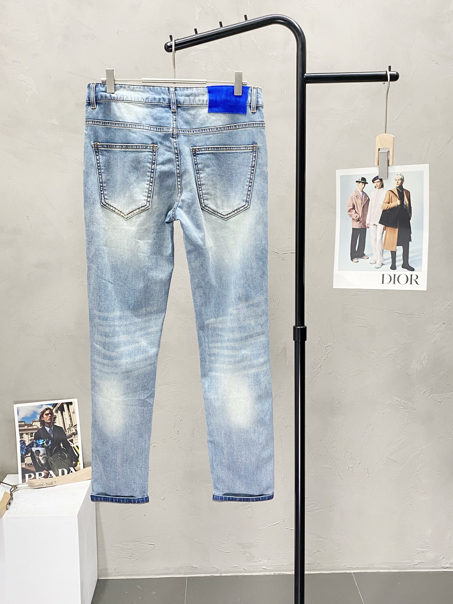  。Burberry巴宝莉💥独家专供新款休闲牛仔裤 高端版本！专柜 面料 透气舒适度高，细节无可挑剔，品