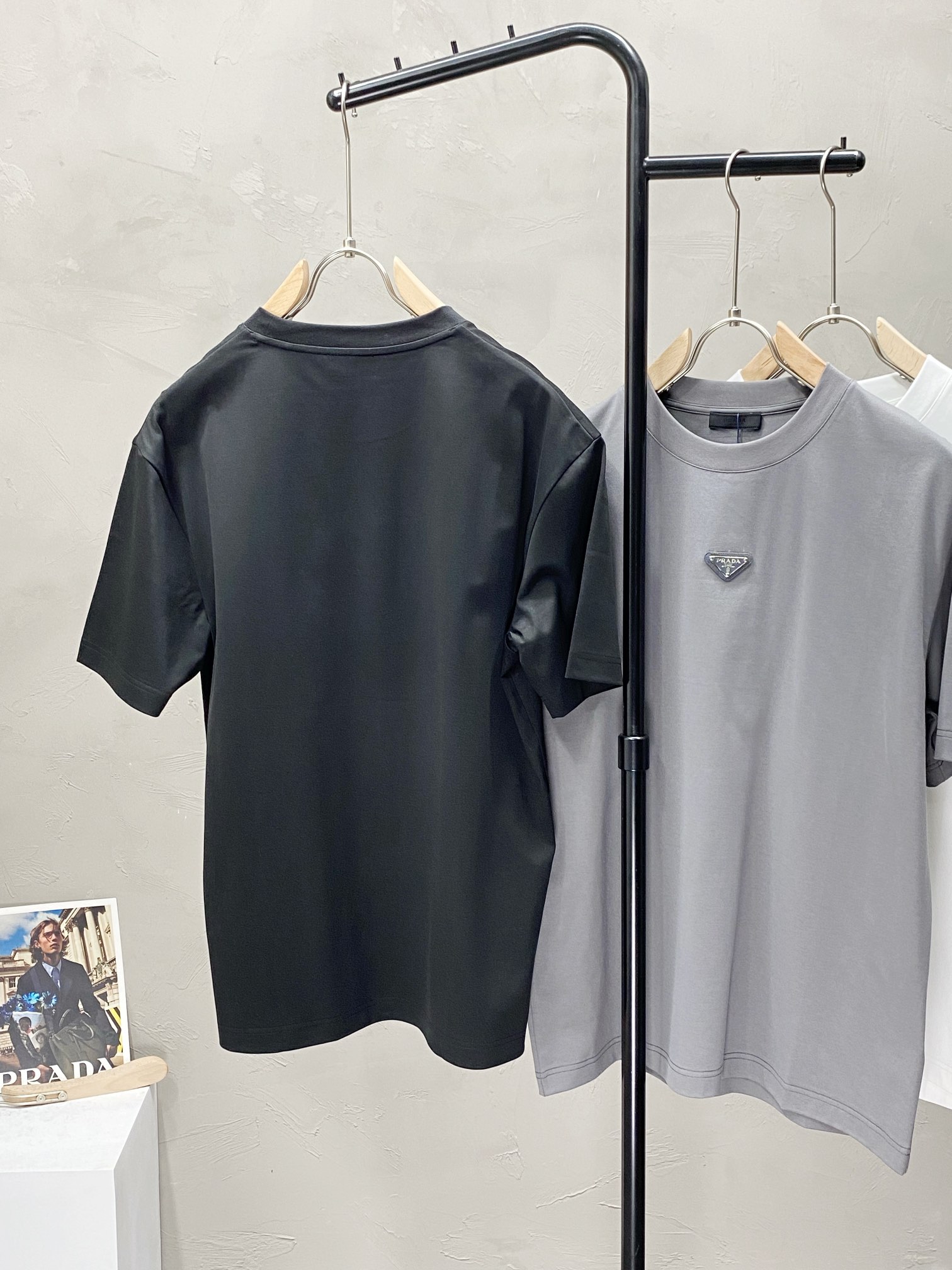  。Prada普拉达💥独家专供新款原单男士休闲短袖 高端  高版本 时尚百搭爆款⚠️⚠️✨✨进口面料 手