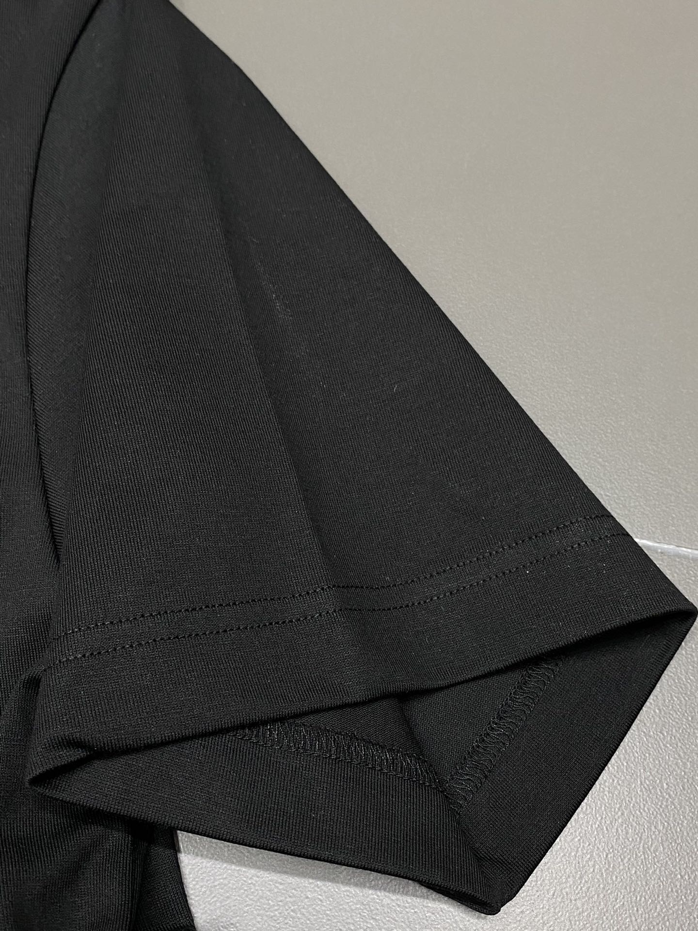  。Prada普拉达💥独家专供新款原单男士休闲短袖 高端  高版本 时尚百搭爆款⚠️⚠️✨✨进口面料 手