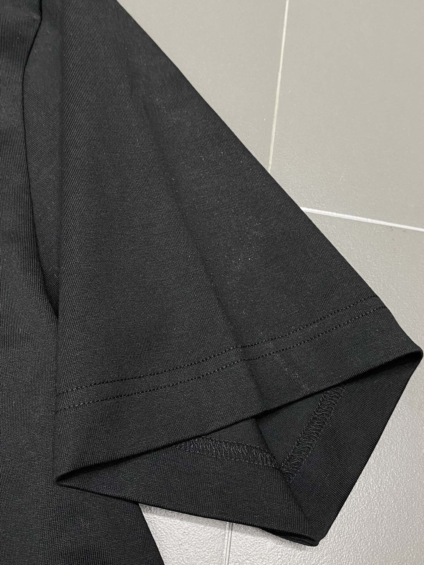  。Prada普拉达💥独家专供新款原单男士休闲短袖 高端  高版本 时尚百搭爆款⚠️⚠️✨✨进口面料 手