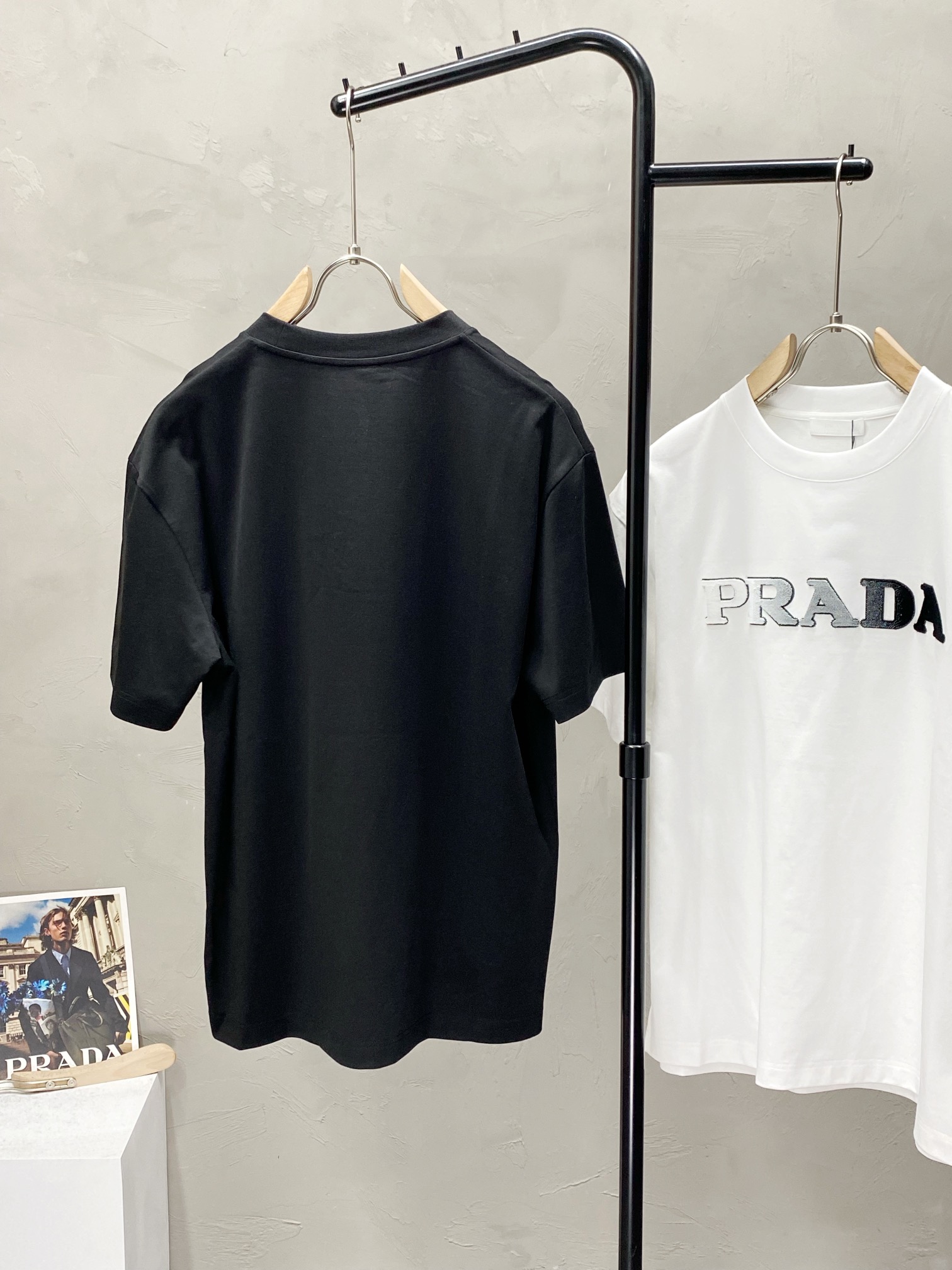  。Prada普拉达💥独家专供新款原单男士休闲短袖 高端  高版本 时尚百搭爆款⚠️⚠️✨✨进口面料 手