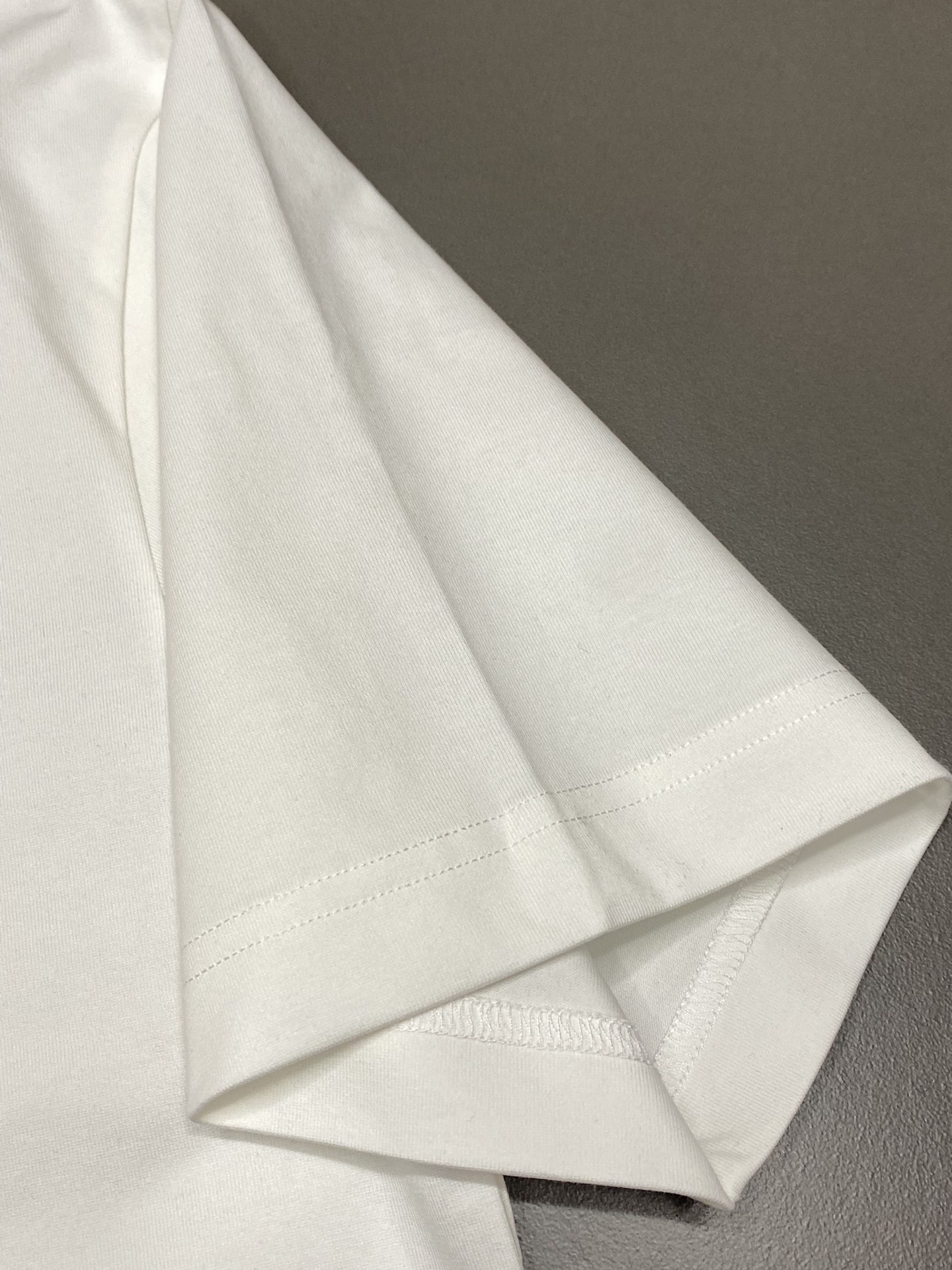  。Prada普拉达💥独家专供新款原单男士休闲短袖 高端  高版本 时尚百搭爆款⚠️⚠️✨✨进口面料 手