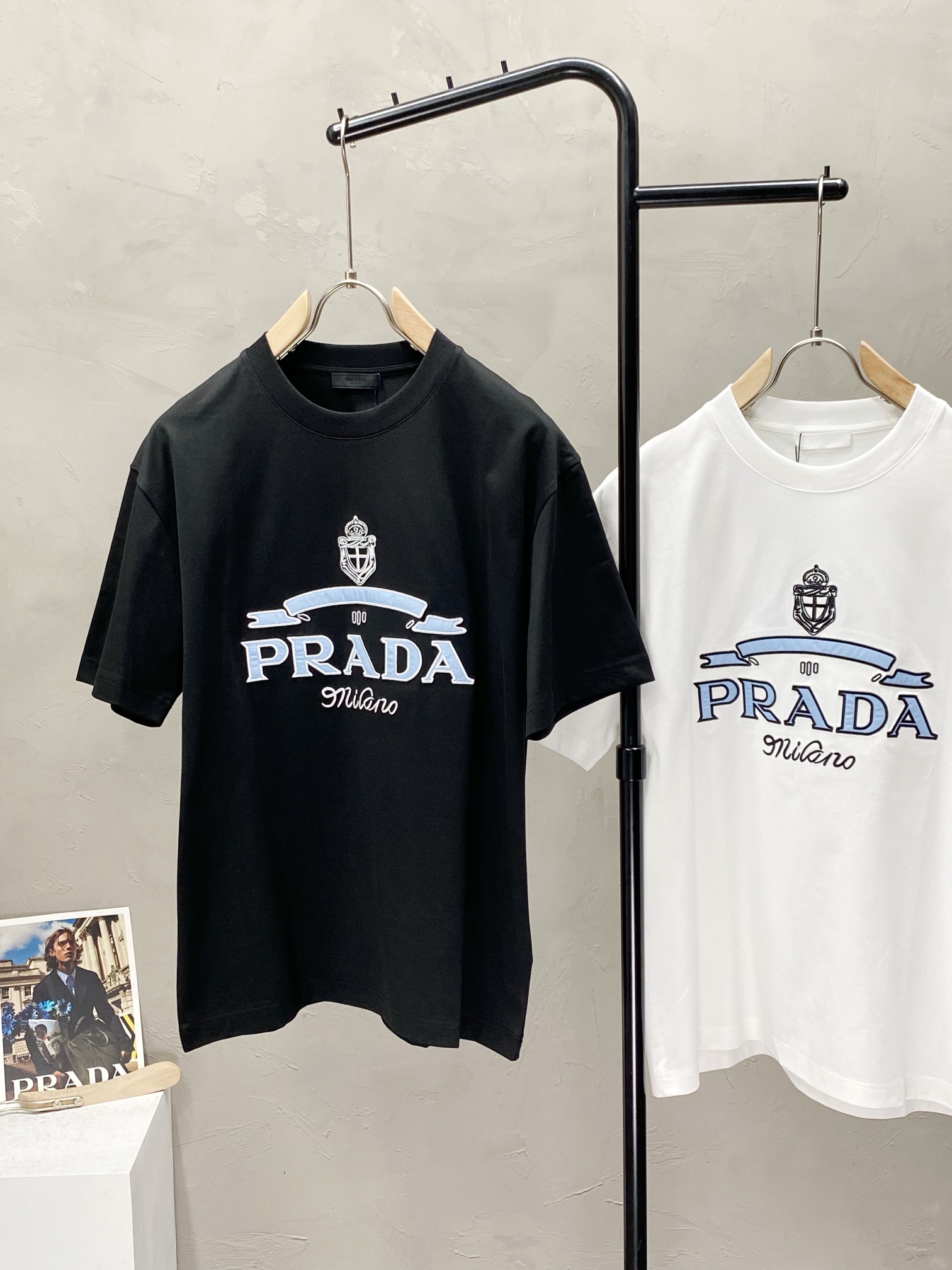  。Prada普拉达💥独家专供新款原单男士休闲短袖 高端  高版本 时尚百搭爆款⚠️⚠️✨✨进口面料 手